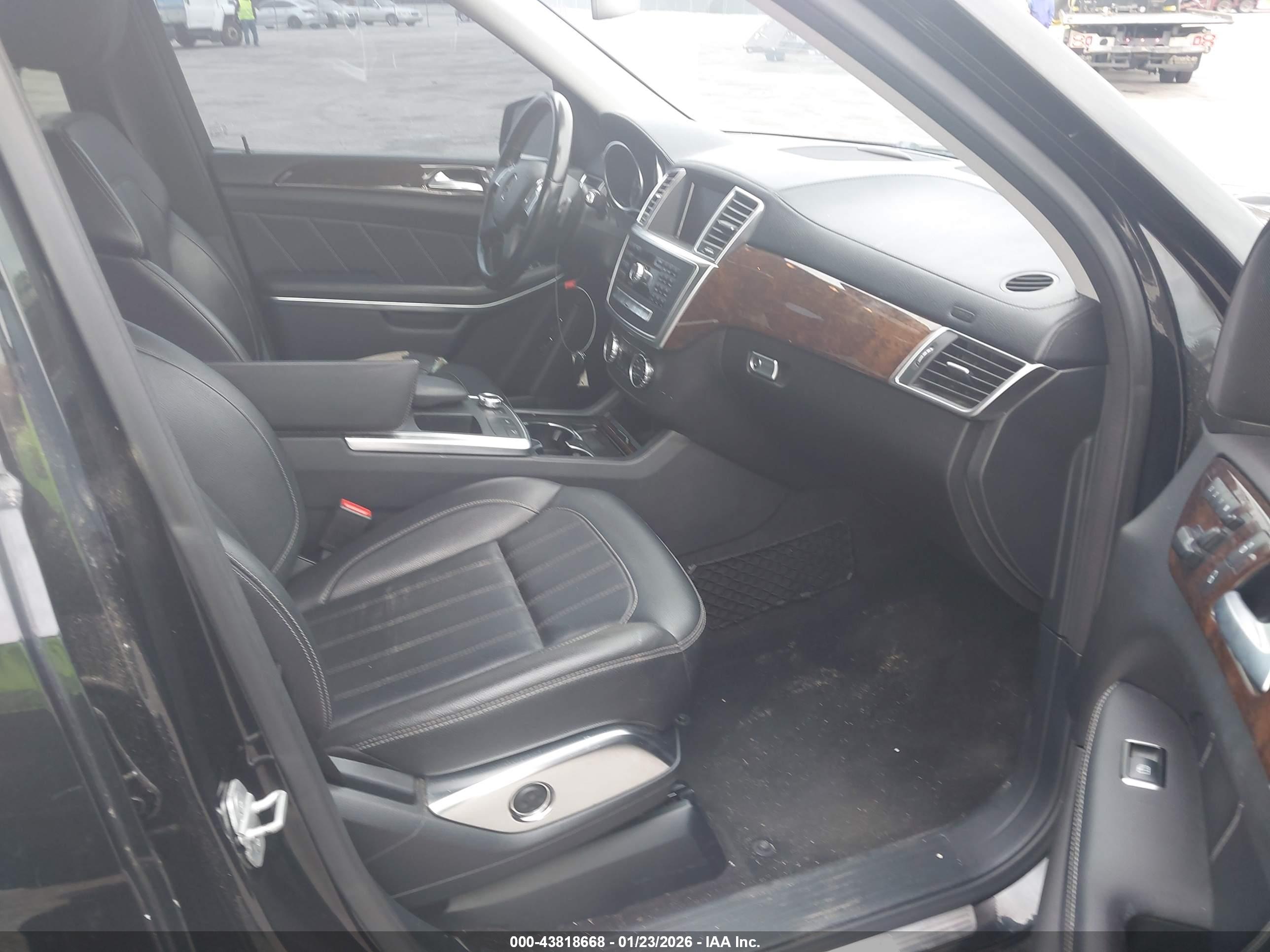 MERCEDES-BENZ GL image 5