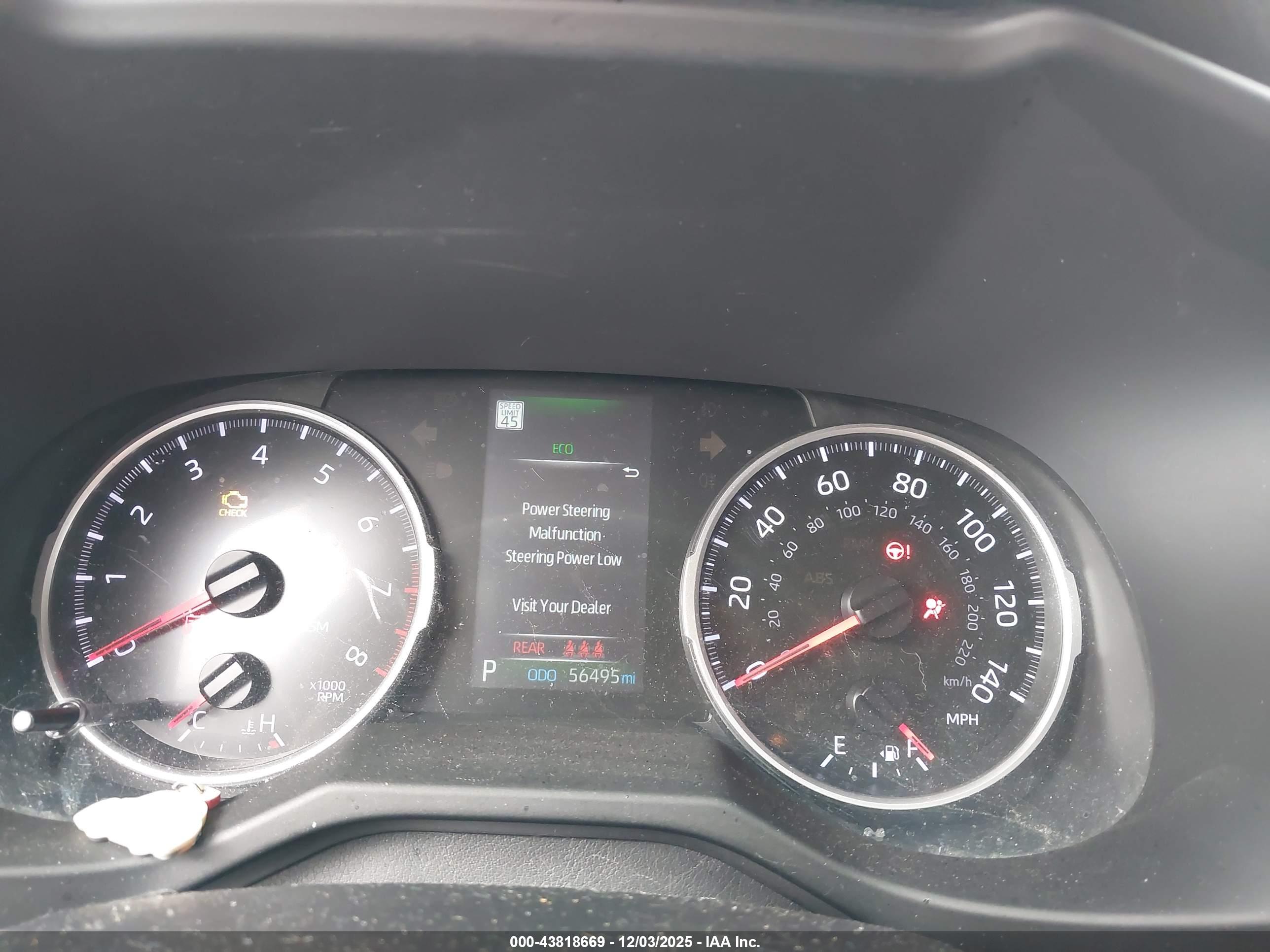 TOYOTA RAV4 image 7