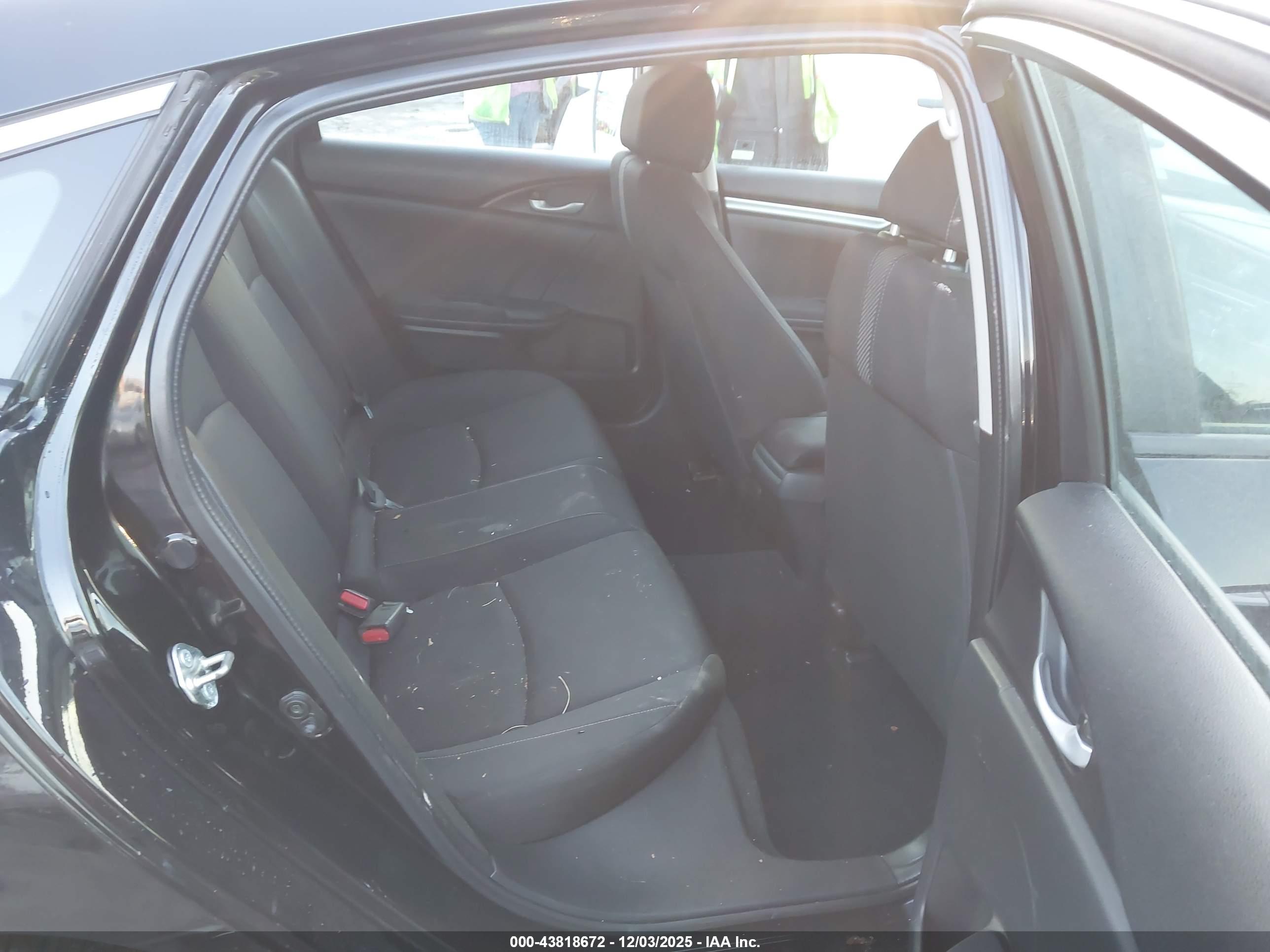 HONDA CIVIC image 8