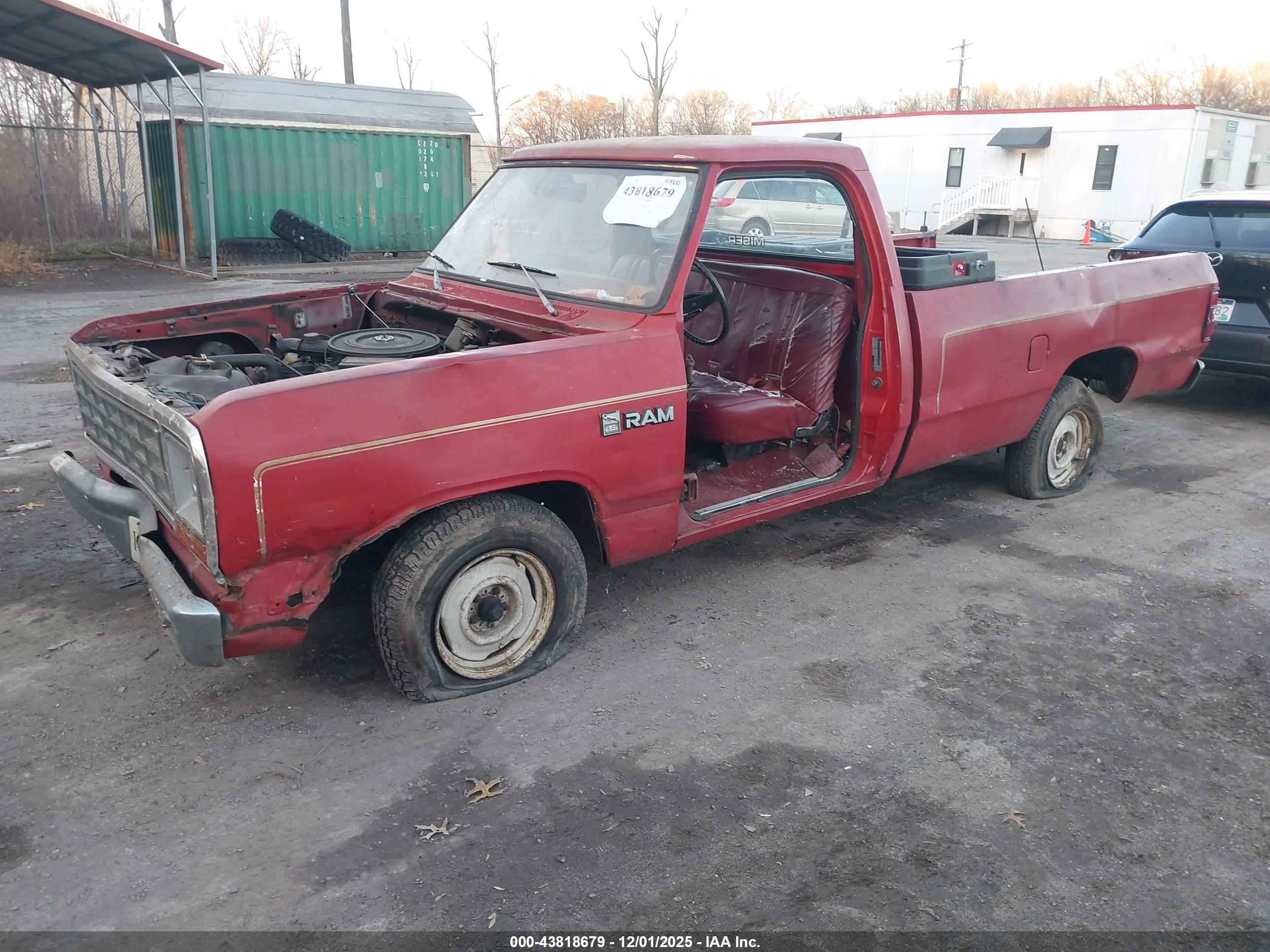 DODGE D-SERIES image 2