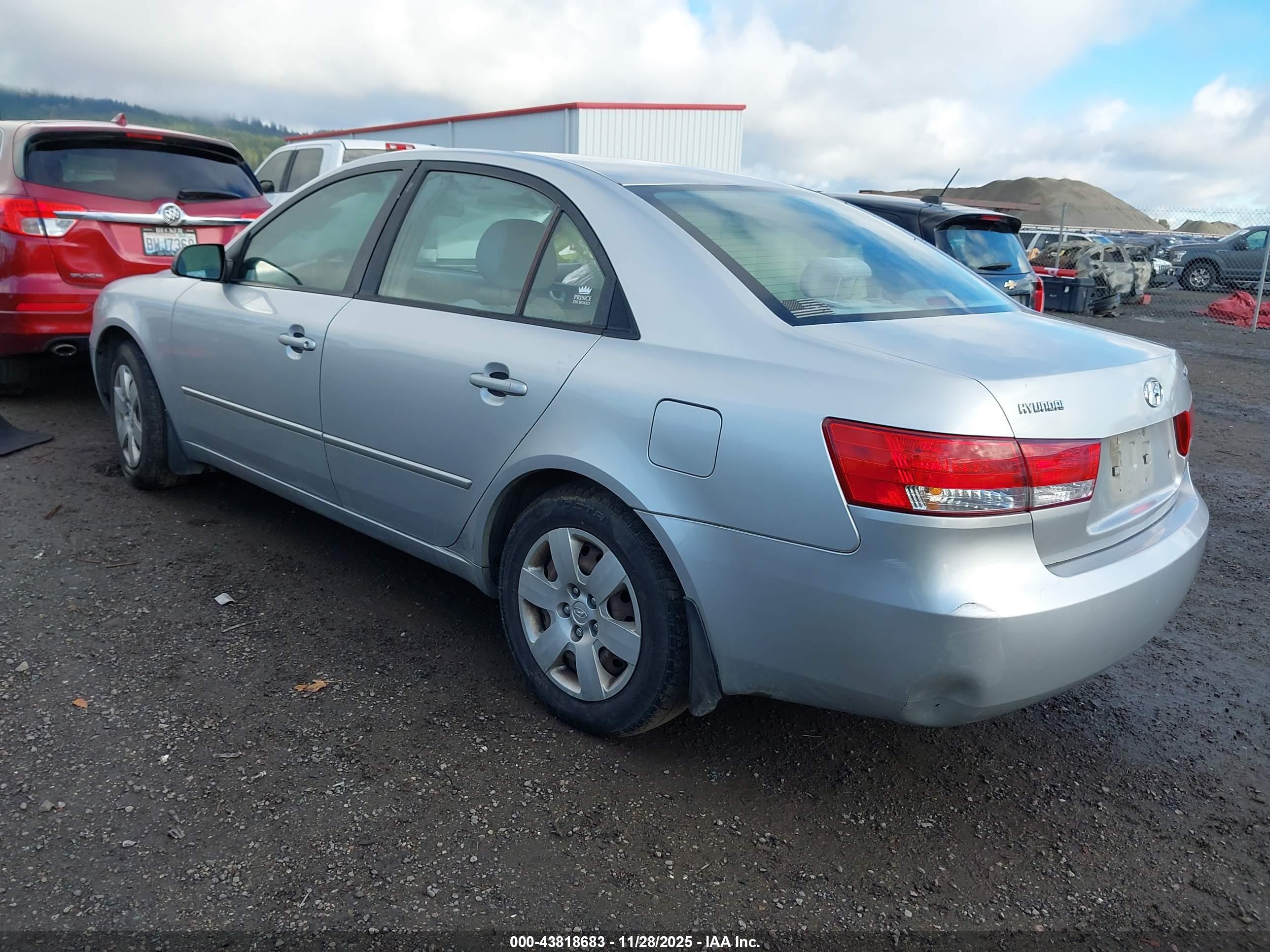 HYUNDAI SONATA image 3