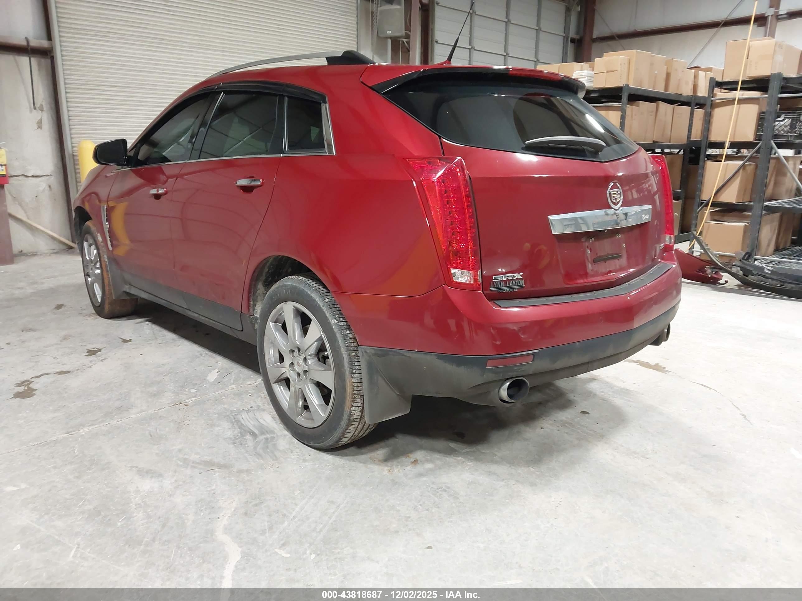 CADILLAC SRX image 3