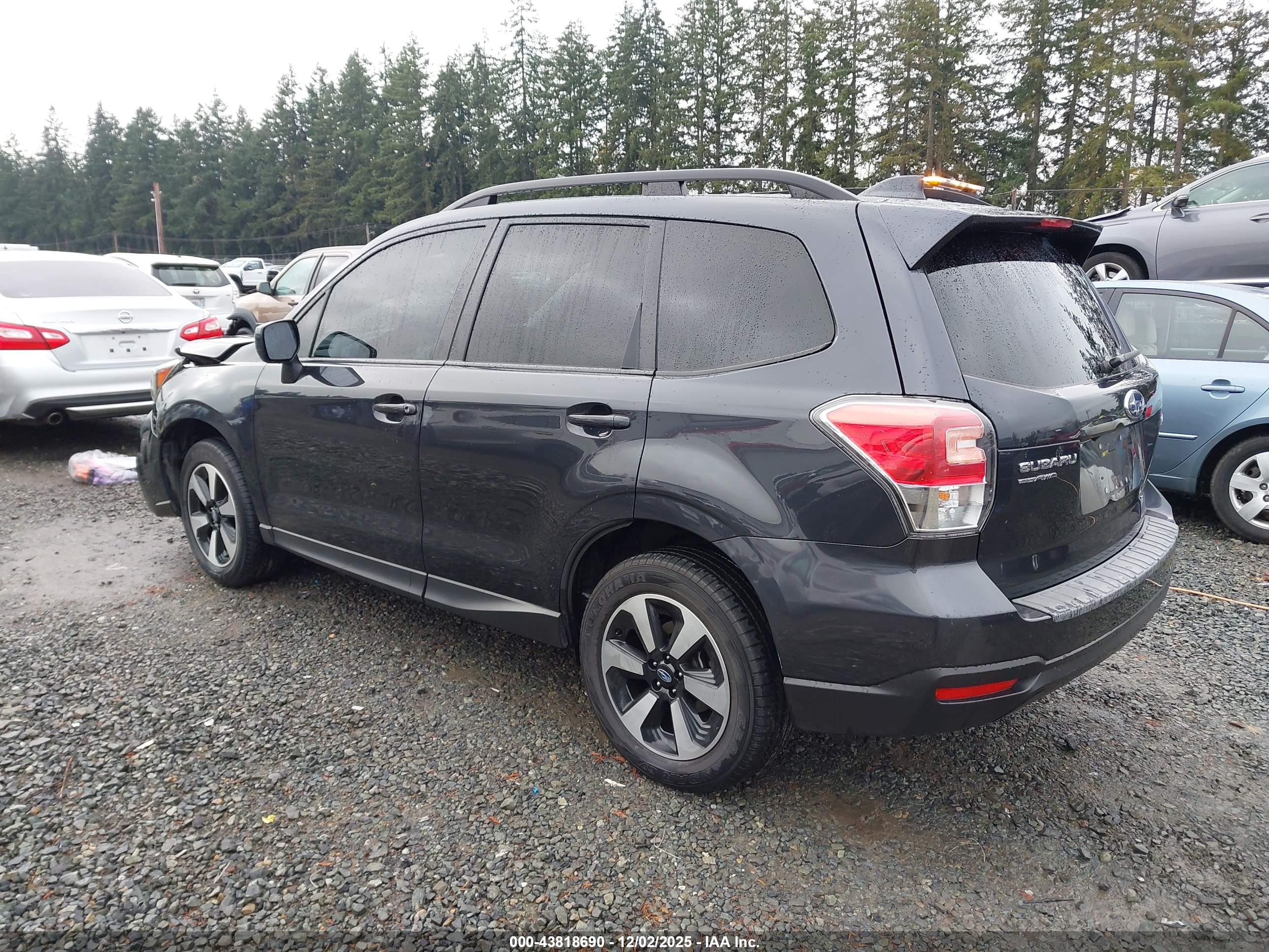 SUBARU FORESTER image 3