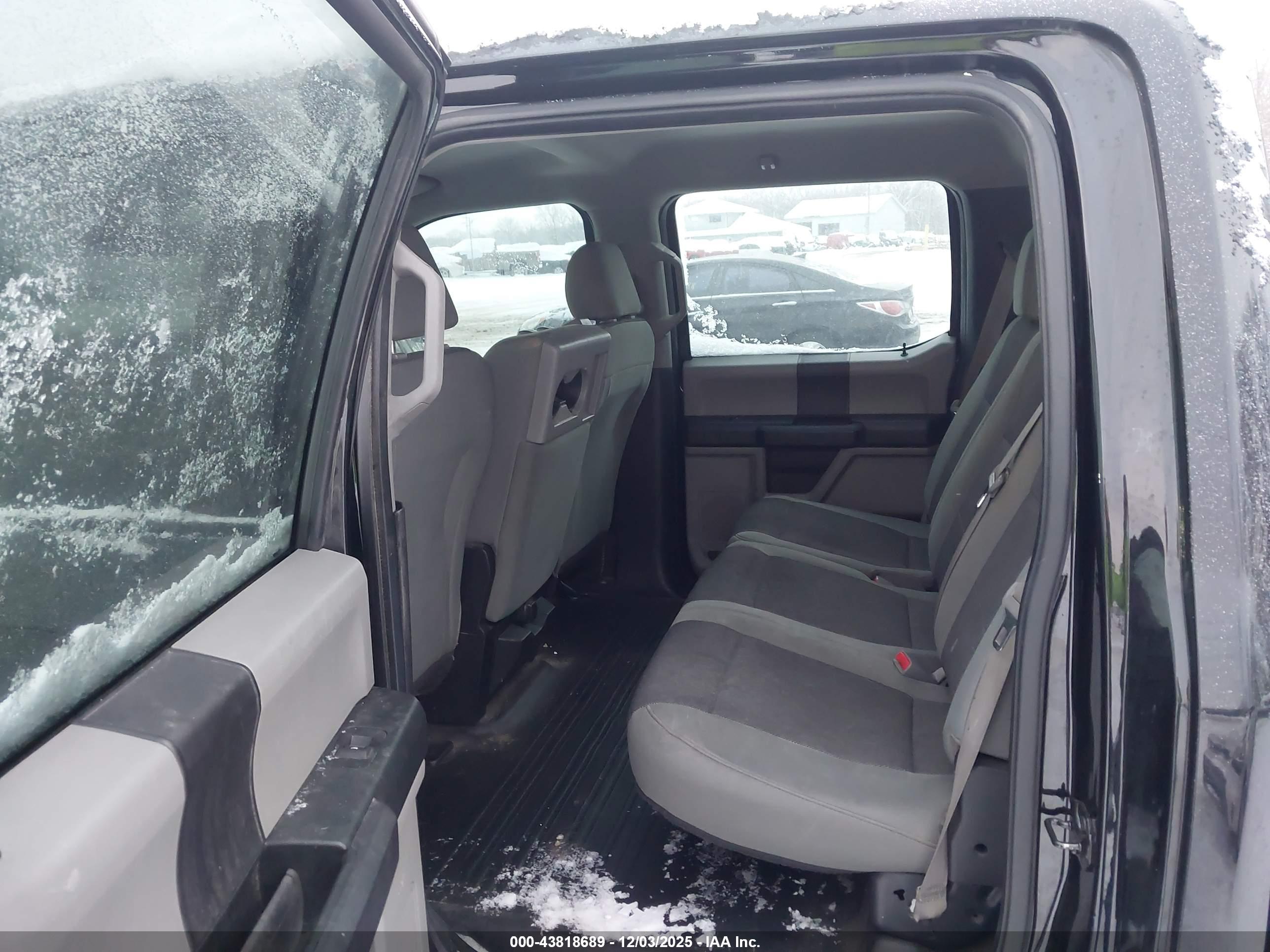 FORD F-150 image 8