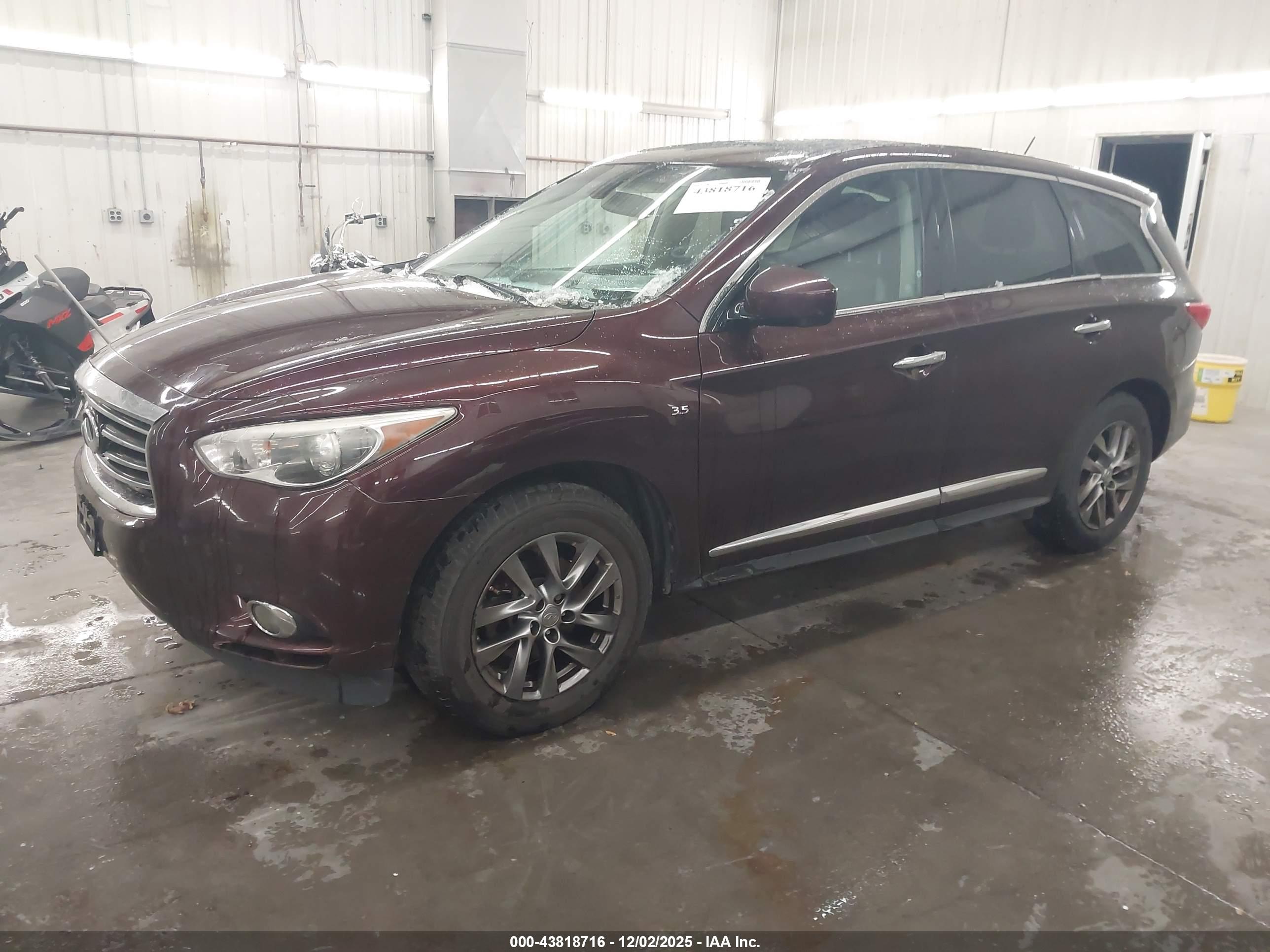 INFINITI QX60 image 2
