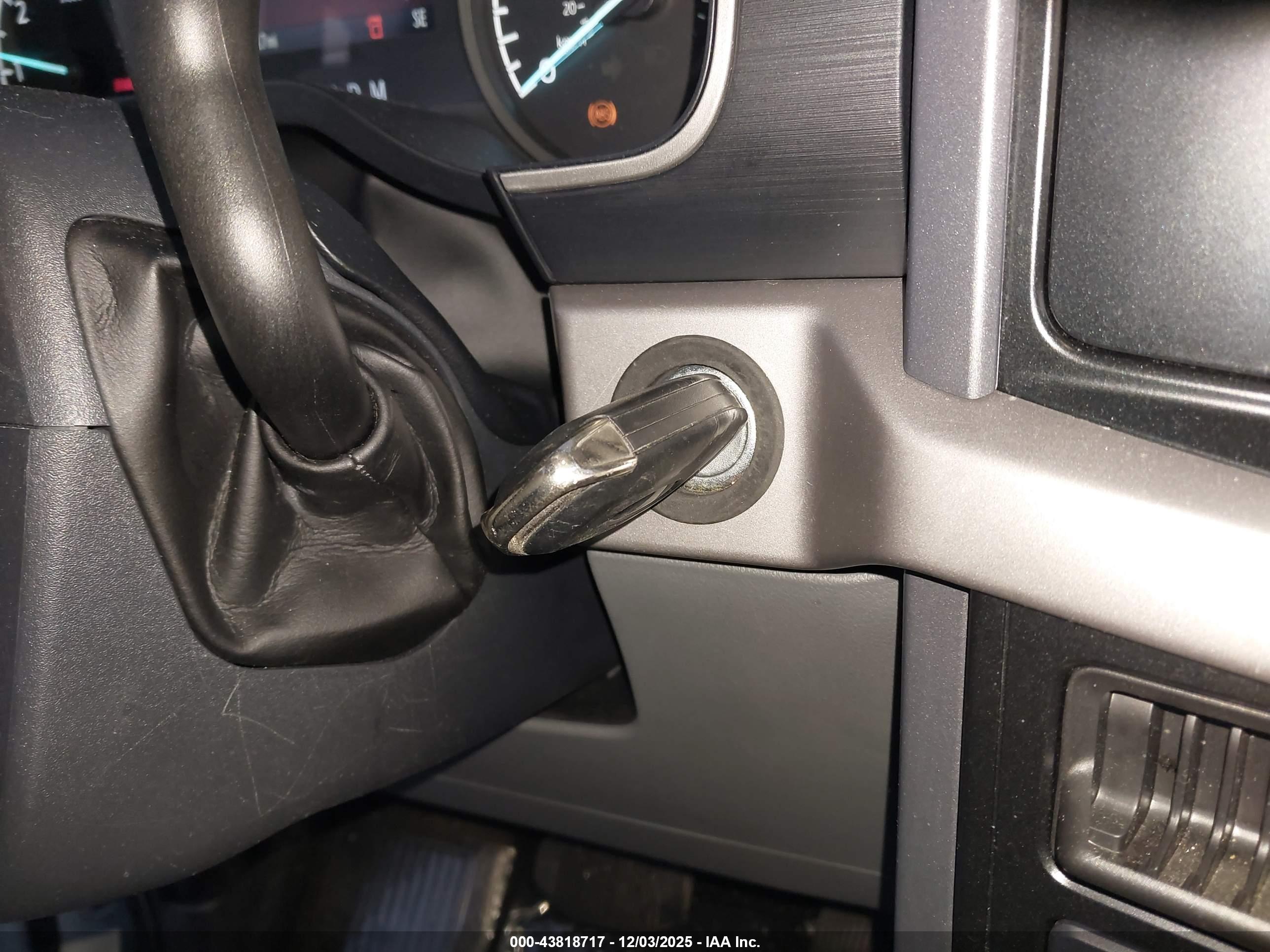 FORD F-150 image 11