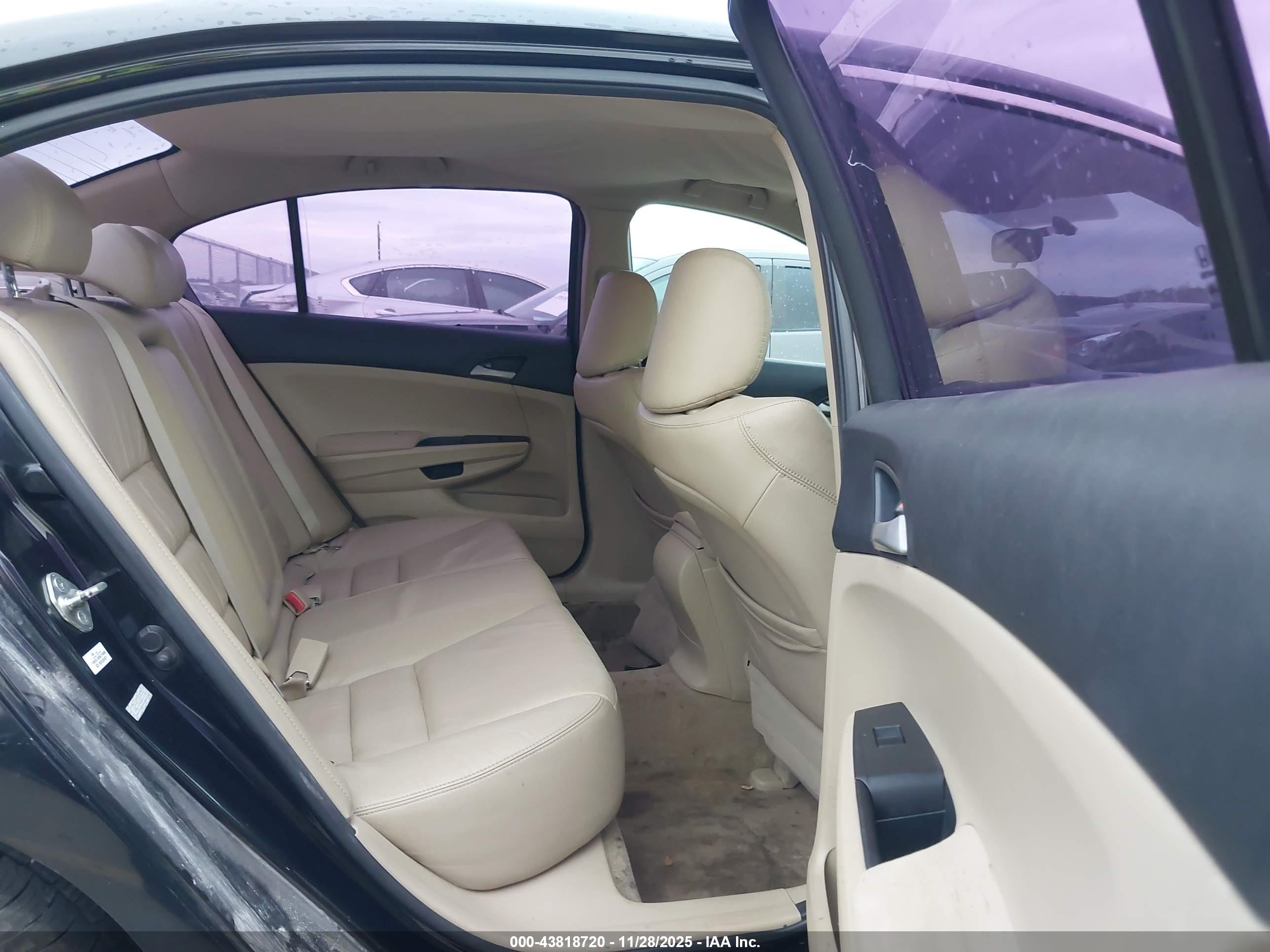 HONDA ACCORD image 8