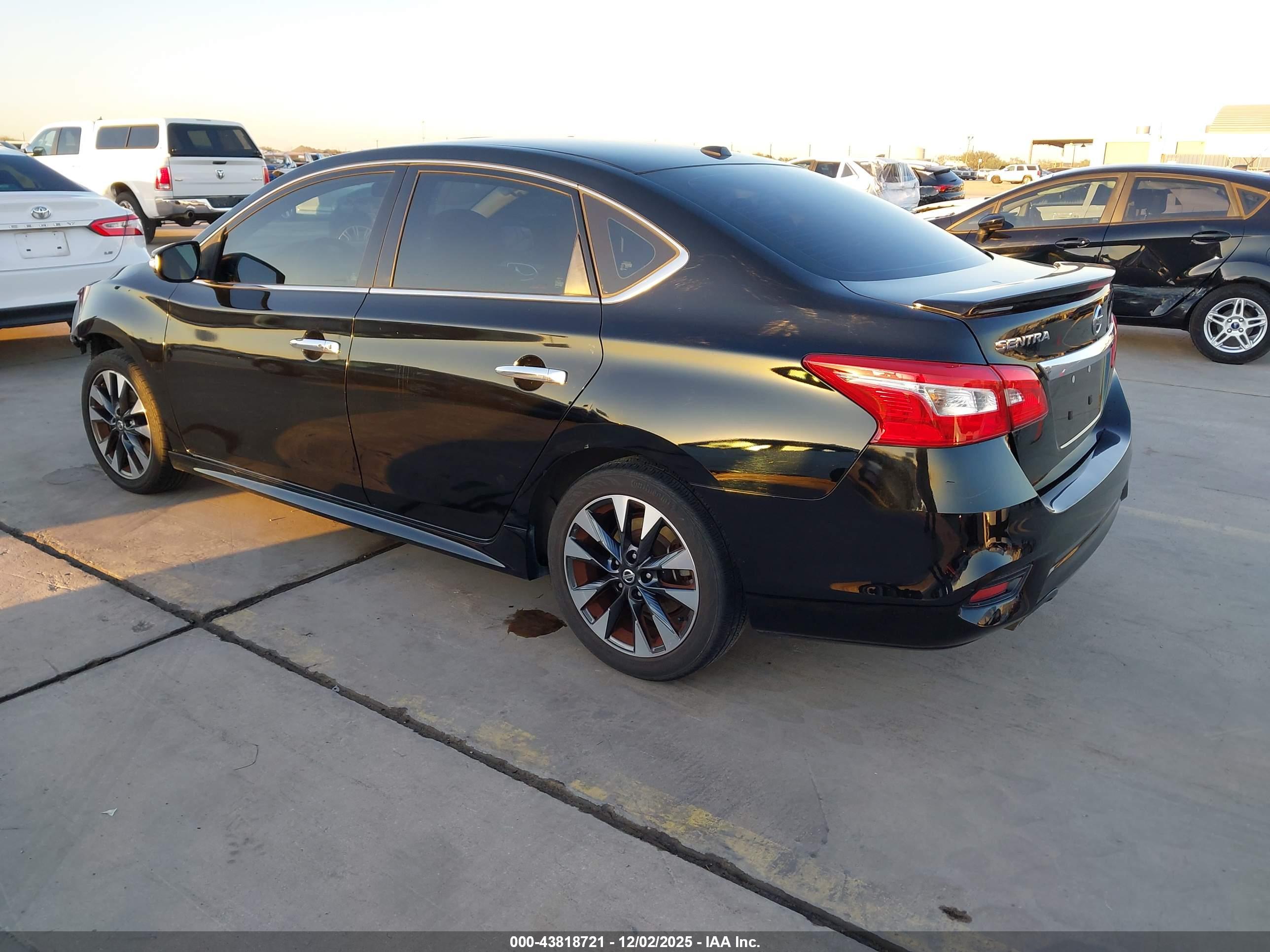 NISSAN SENTRA image 3