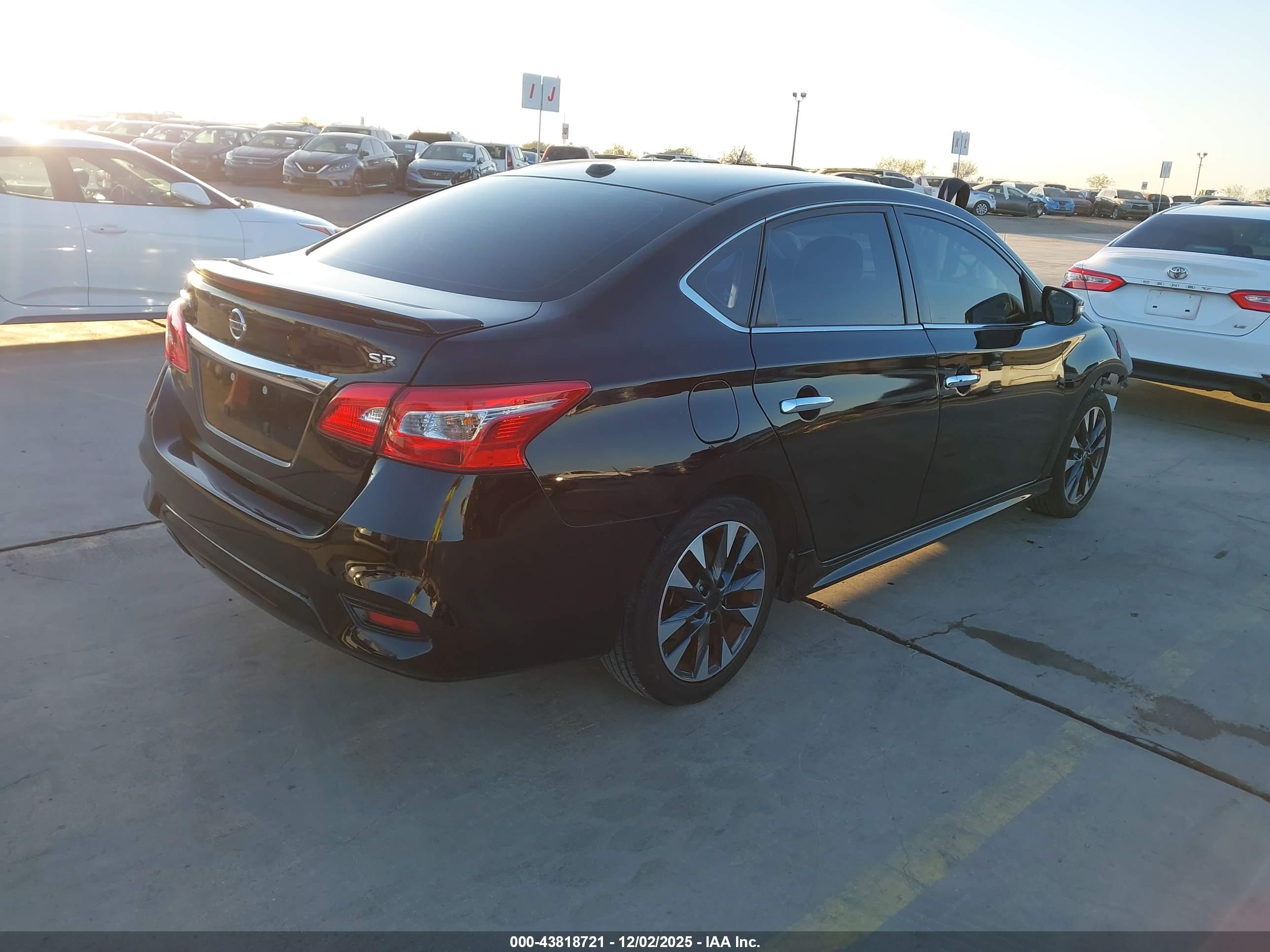 NISSAN SENTRA image 4