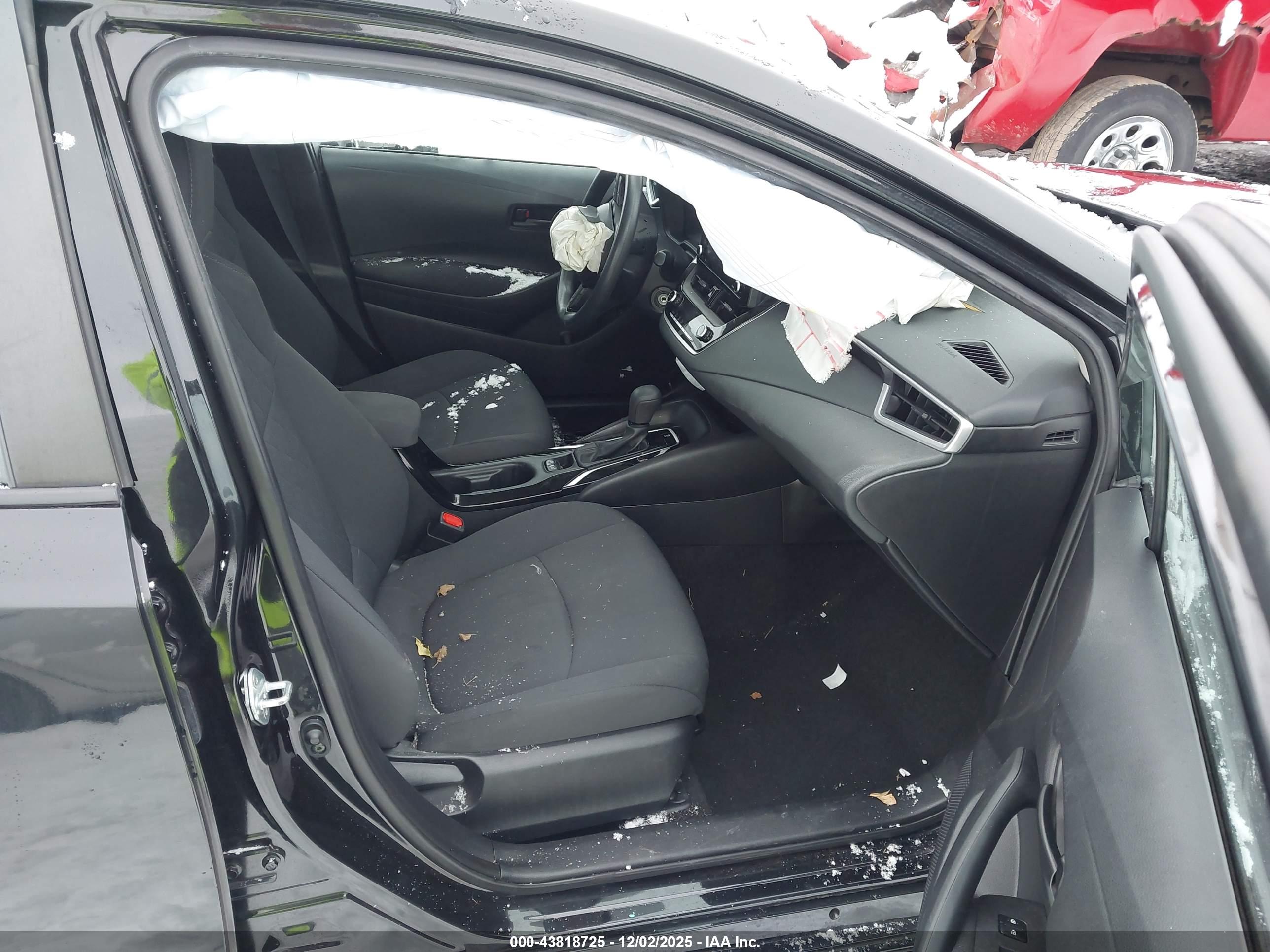 TOYOTA COROLLA image 5