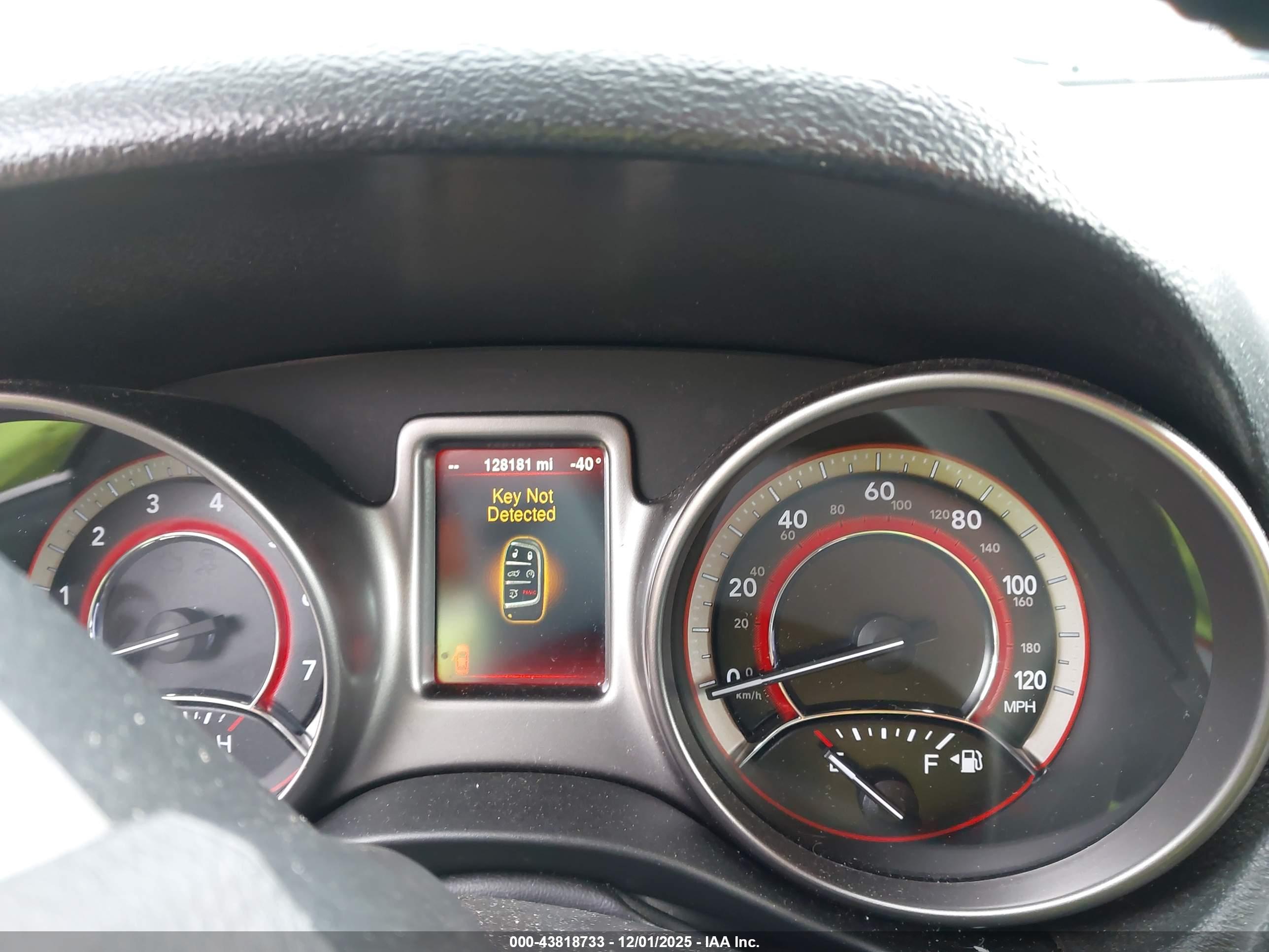 DODGE JOURNEY image 7