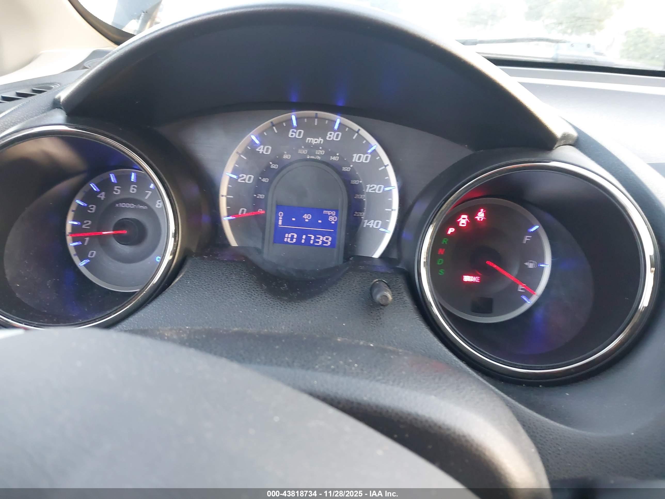 HONDA FIT image 7
