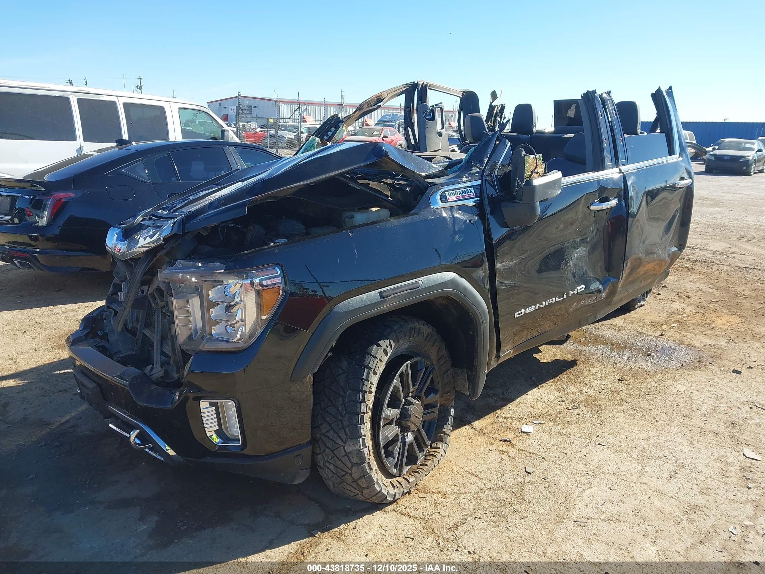 GMC SIERRA image 2
