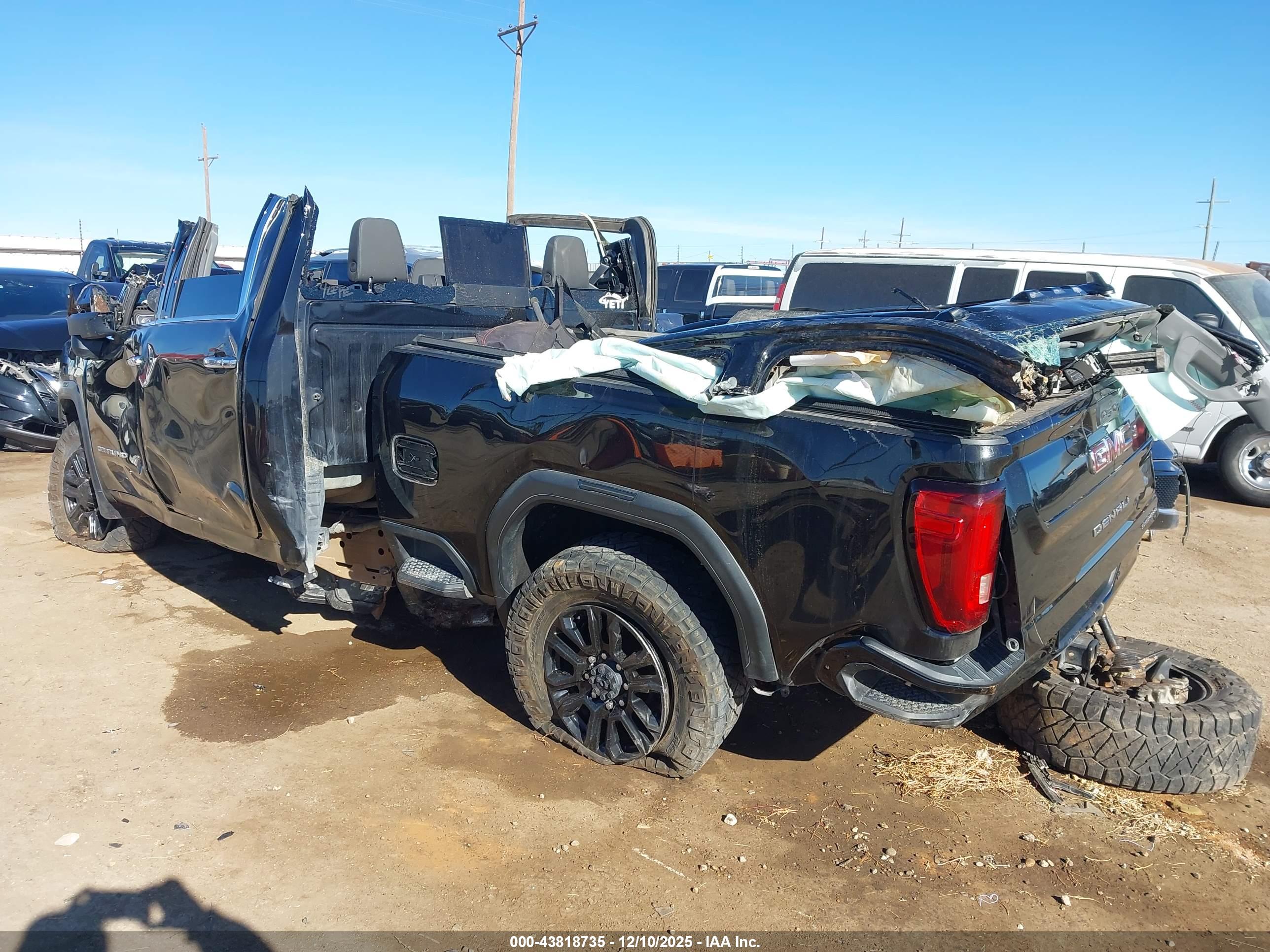 GMC SIERRA image 3