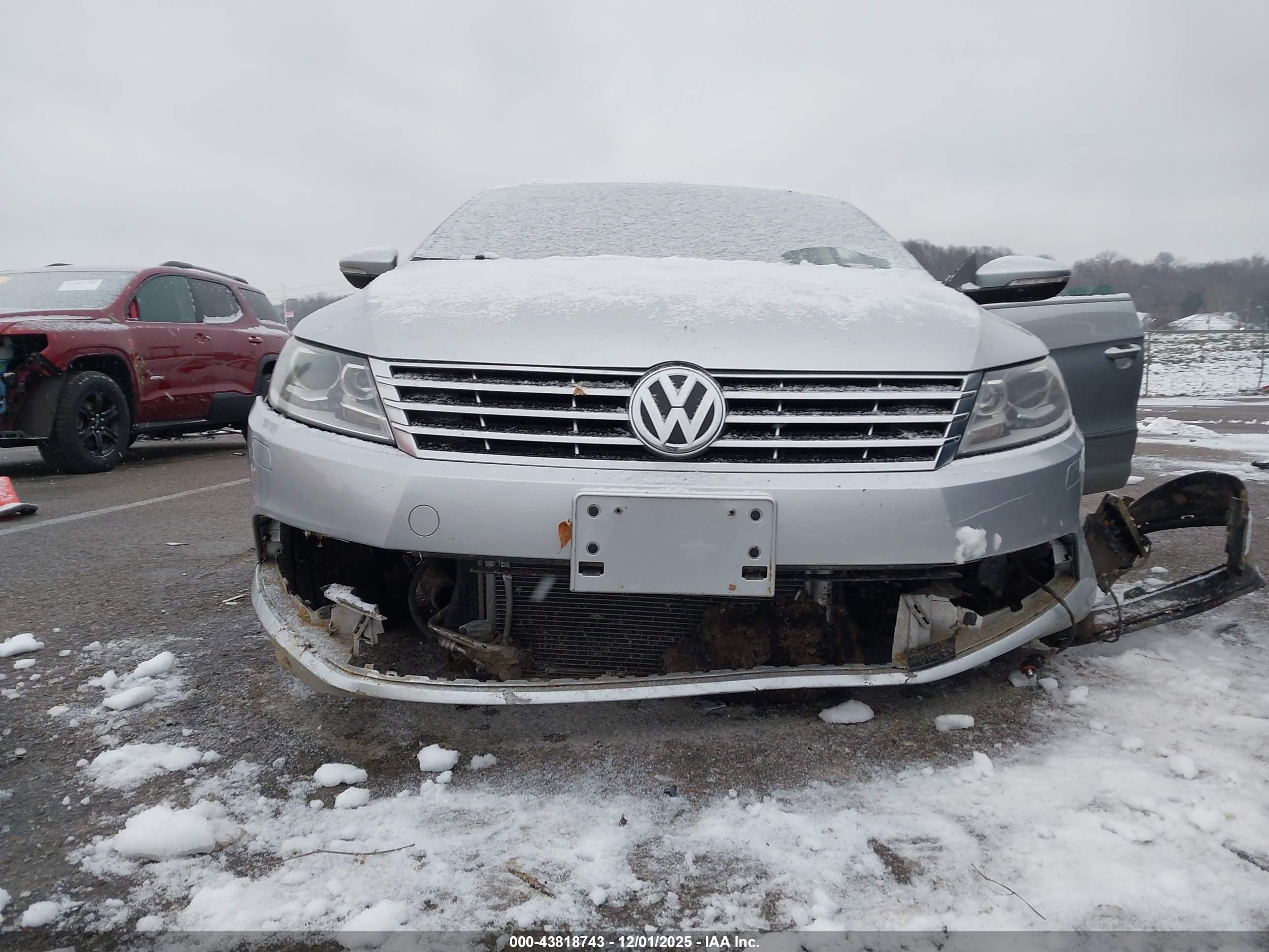 VOLKSWAGEN CC image 6
