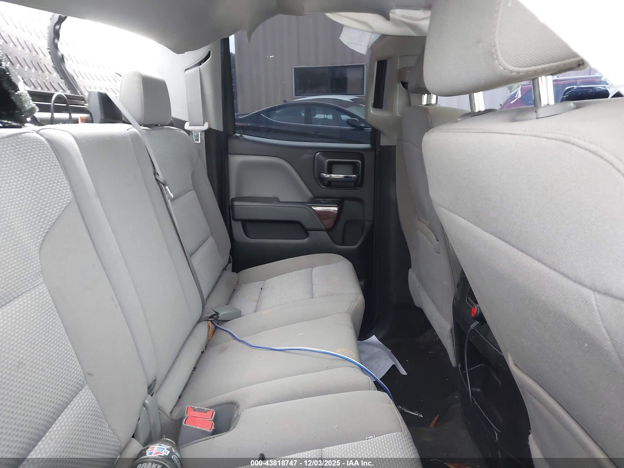 GMC SIERRA image 8