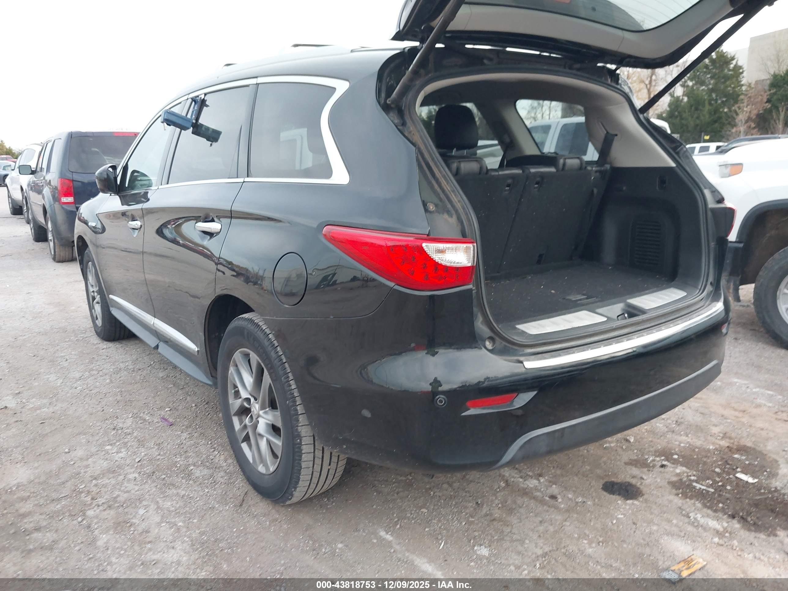 INFINITI QX60 image 3