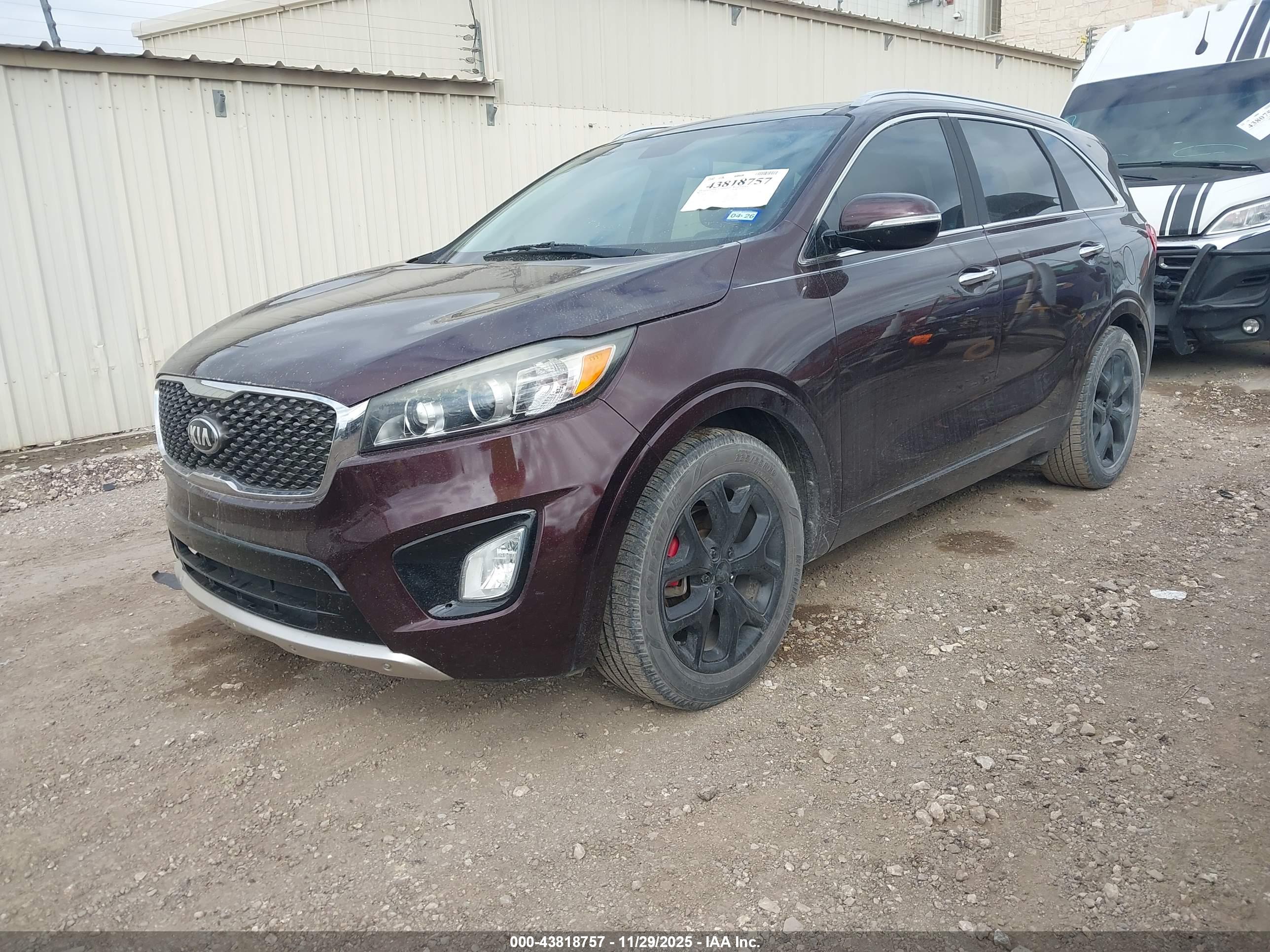 KIA SORENTO image 2