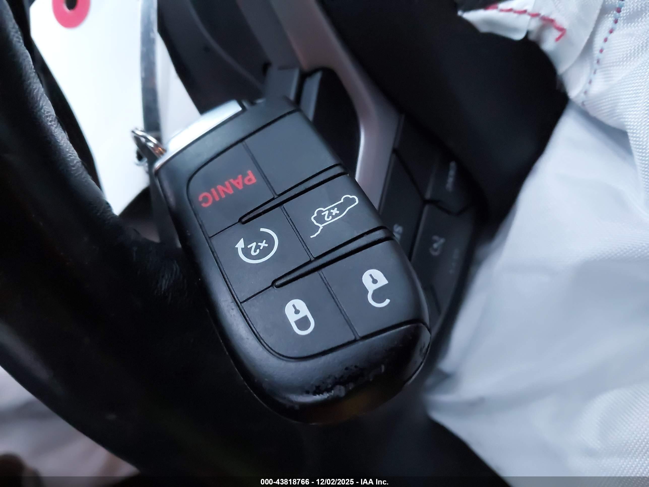 JEEP GRAND image 11