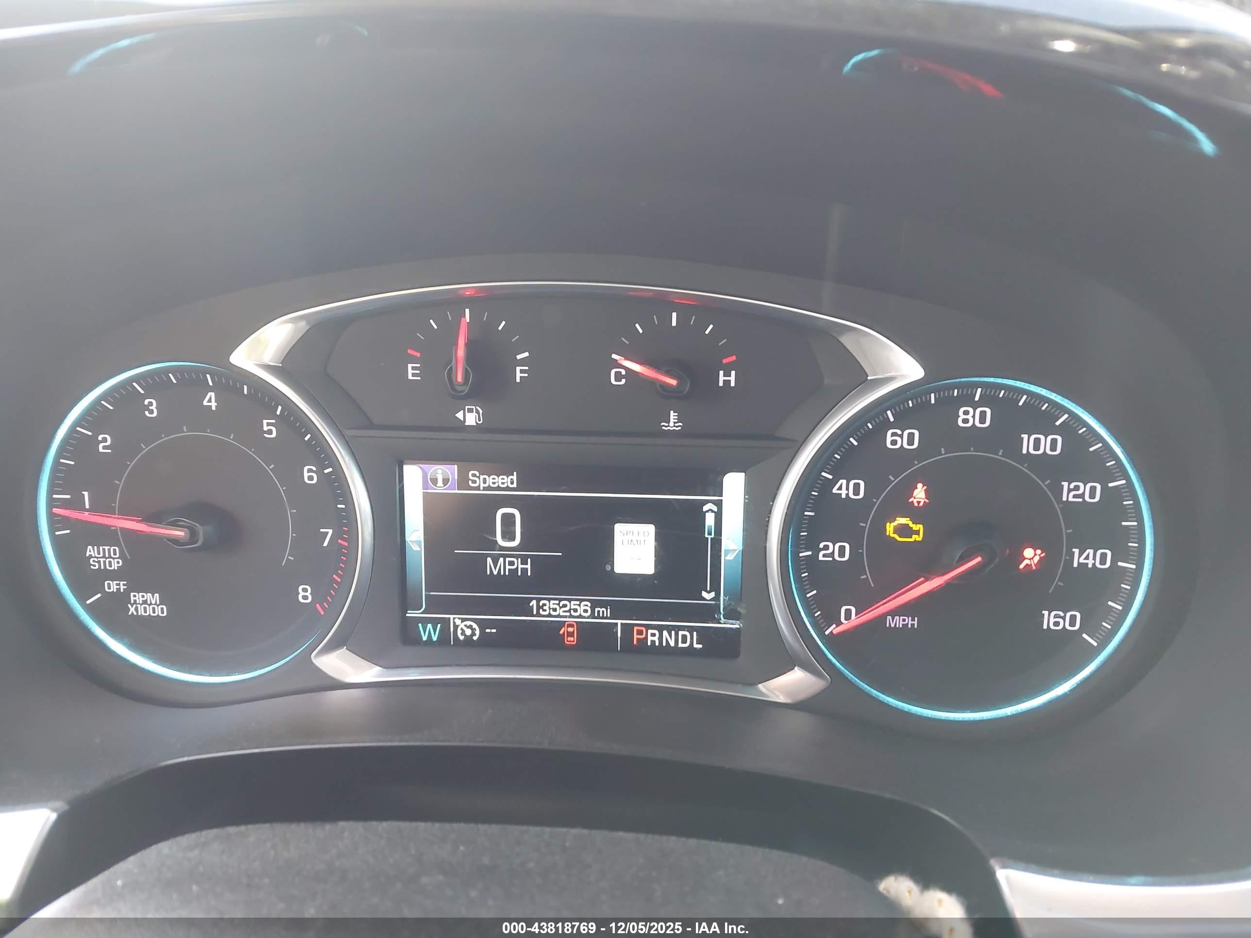 CHEVROLET TRAVERSE image 7