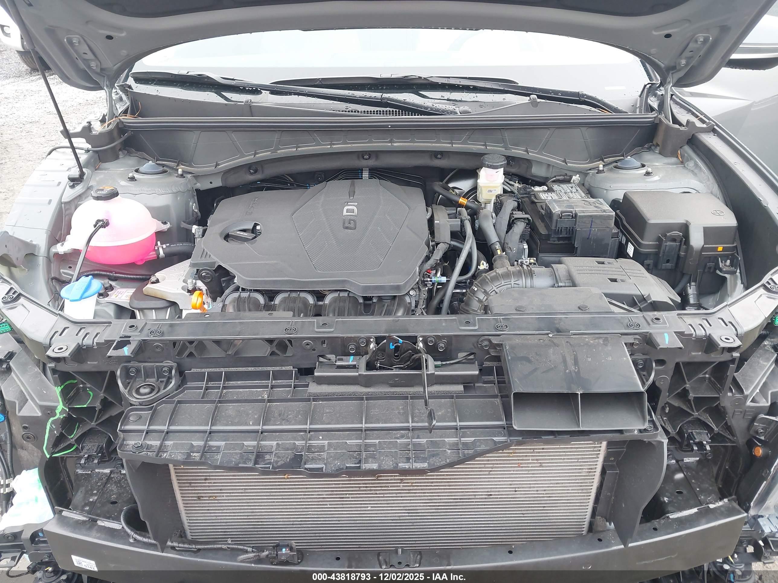 HYUNDAI TUCSON image 10