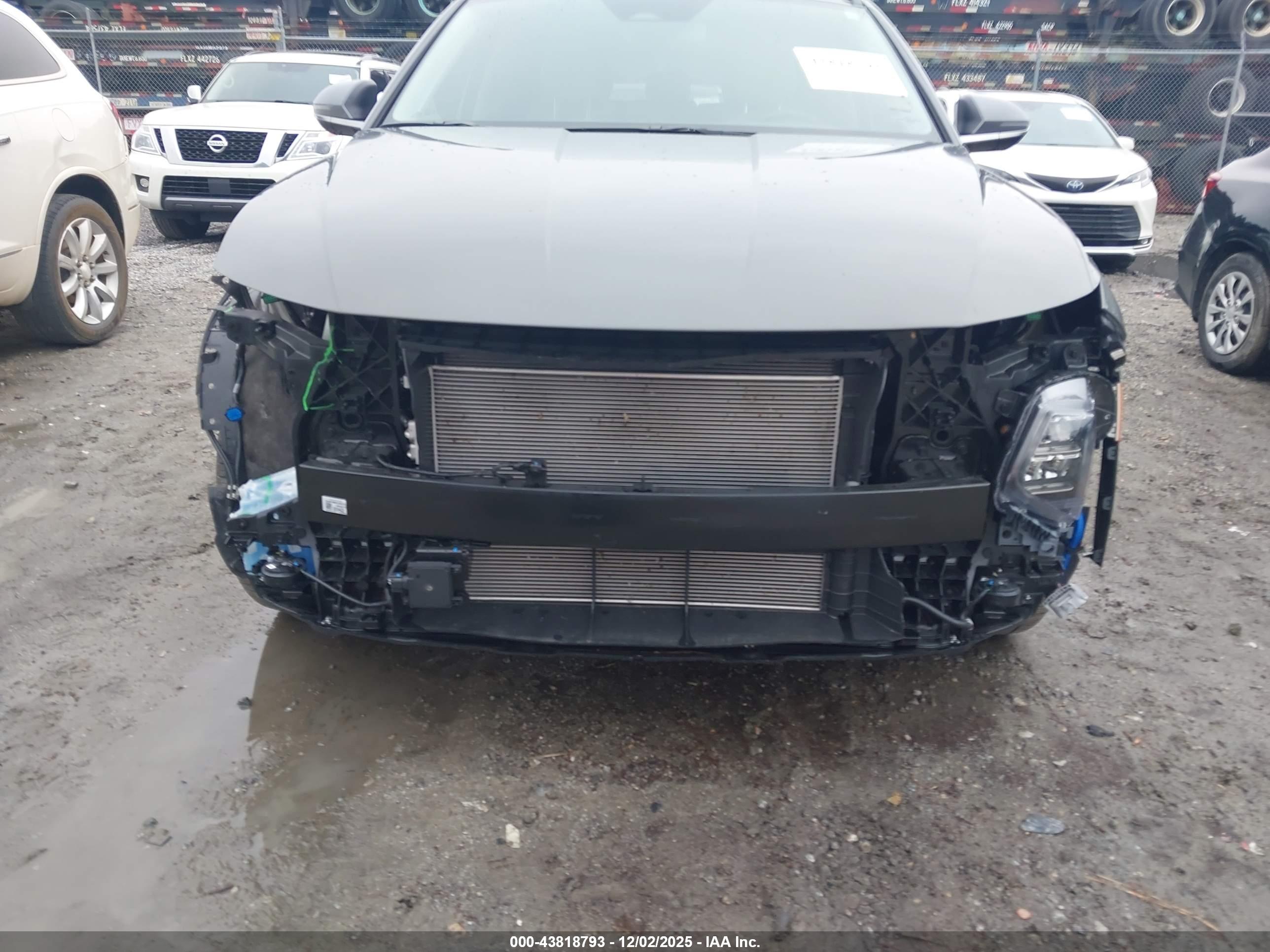 HYUNDAI TUCSON image 6