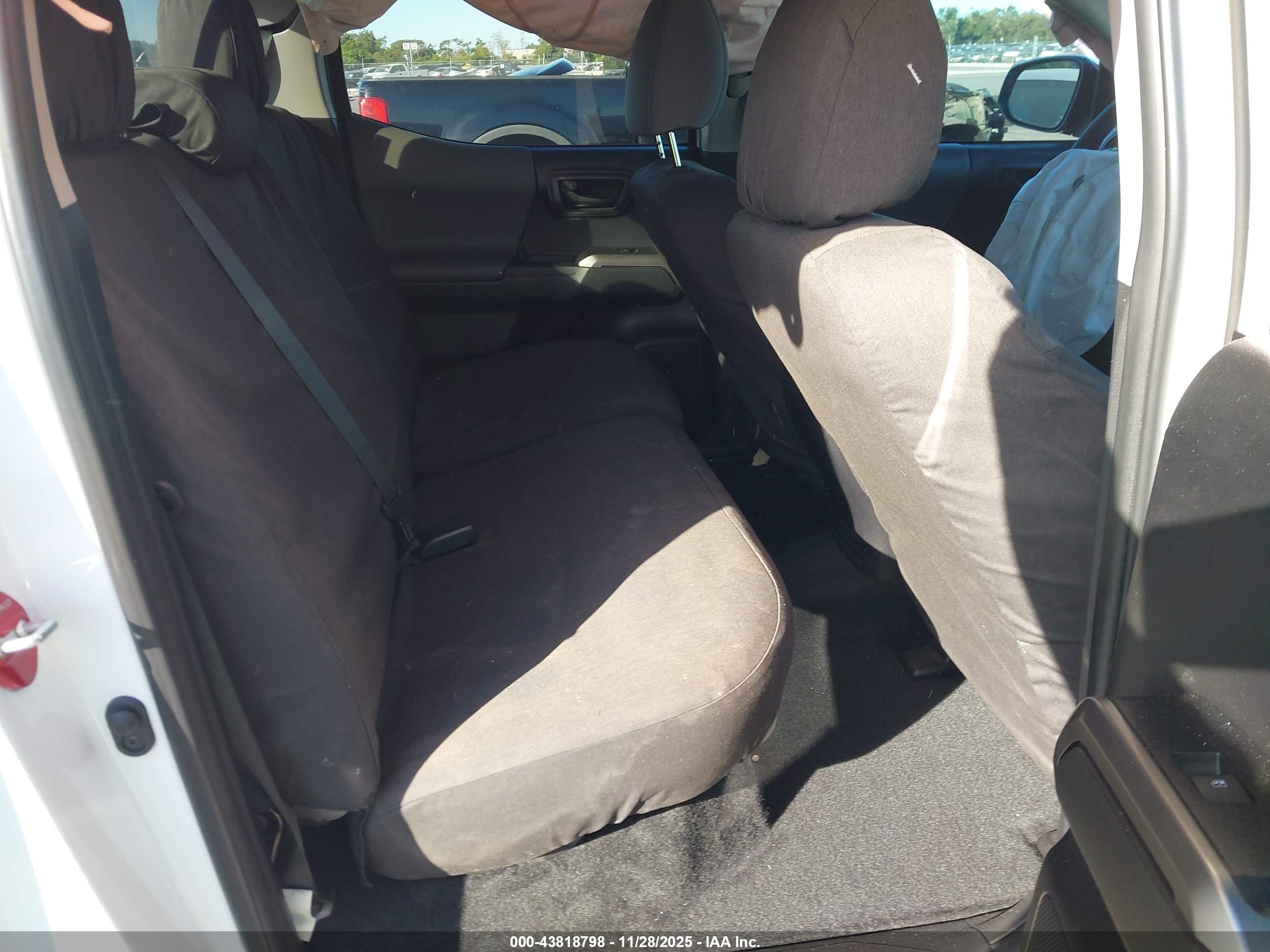 TOYOTA TACOMA image 8