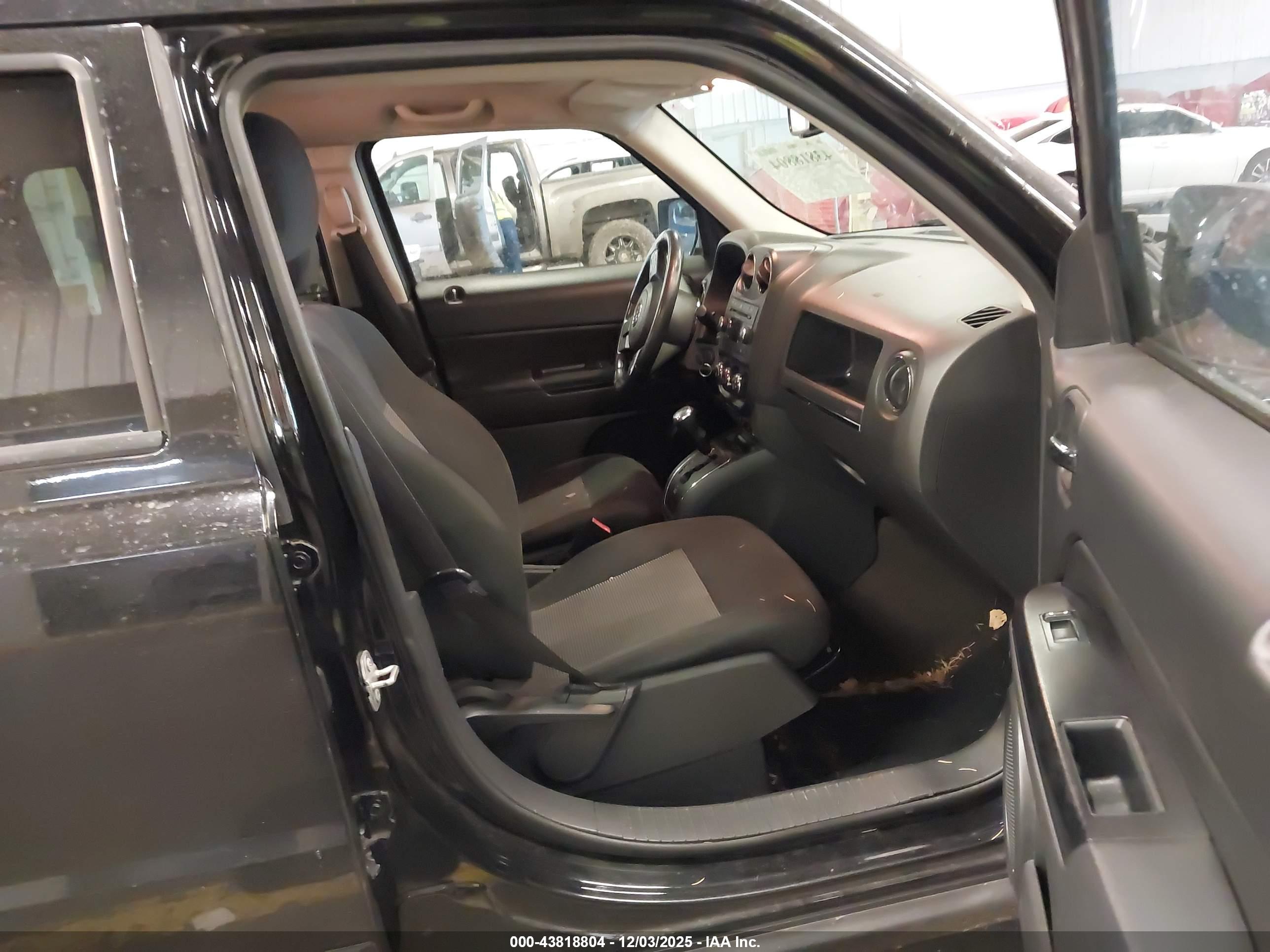 JEEP PATRIOT image 5