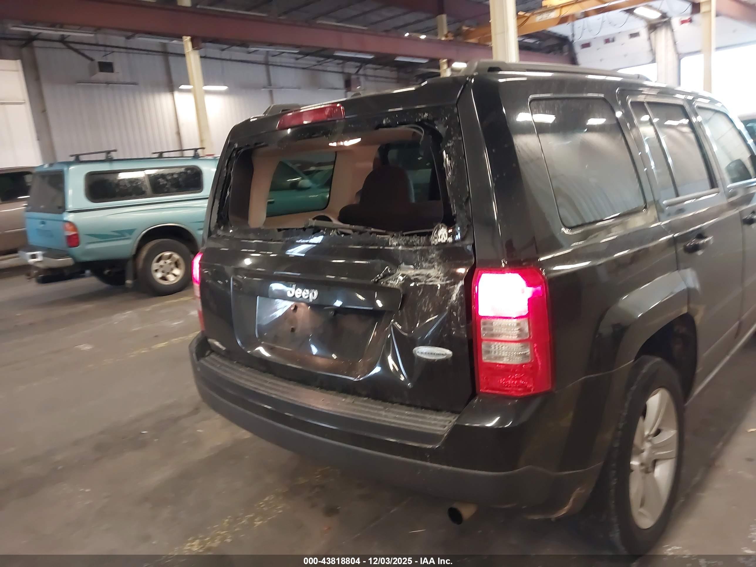 JEEP PATRIOT image 6