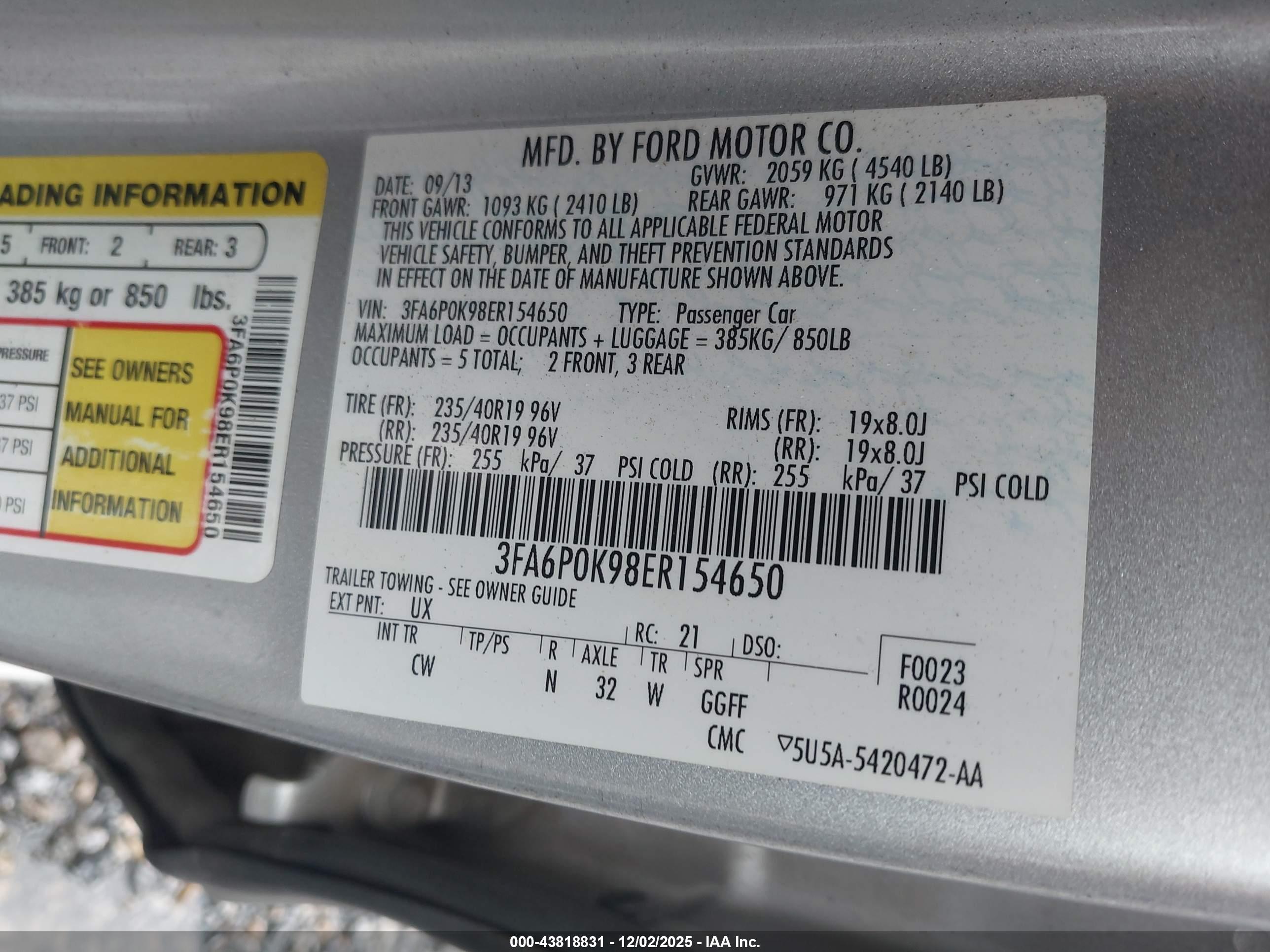 FORD FUSION image 9