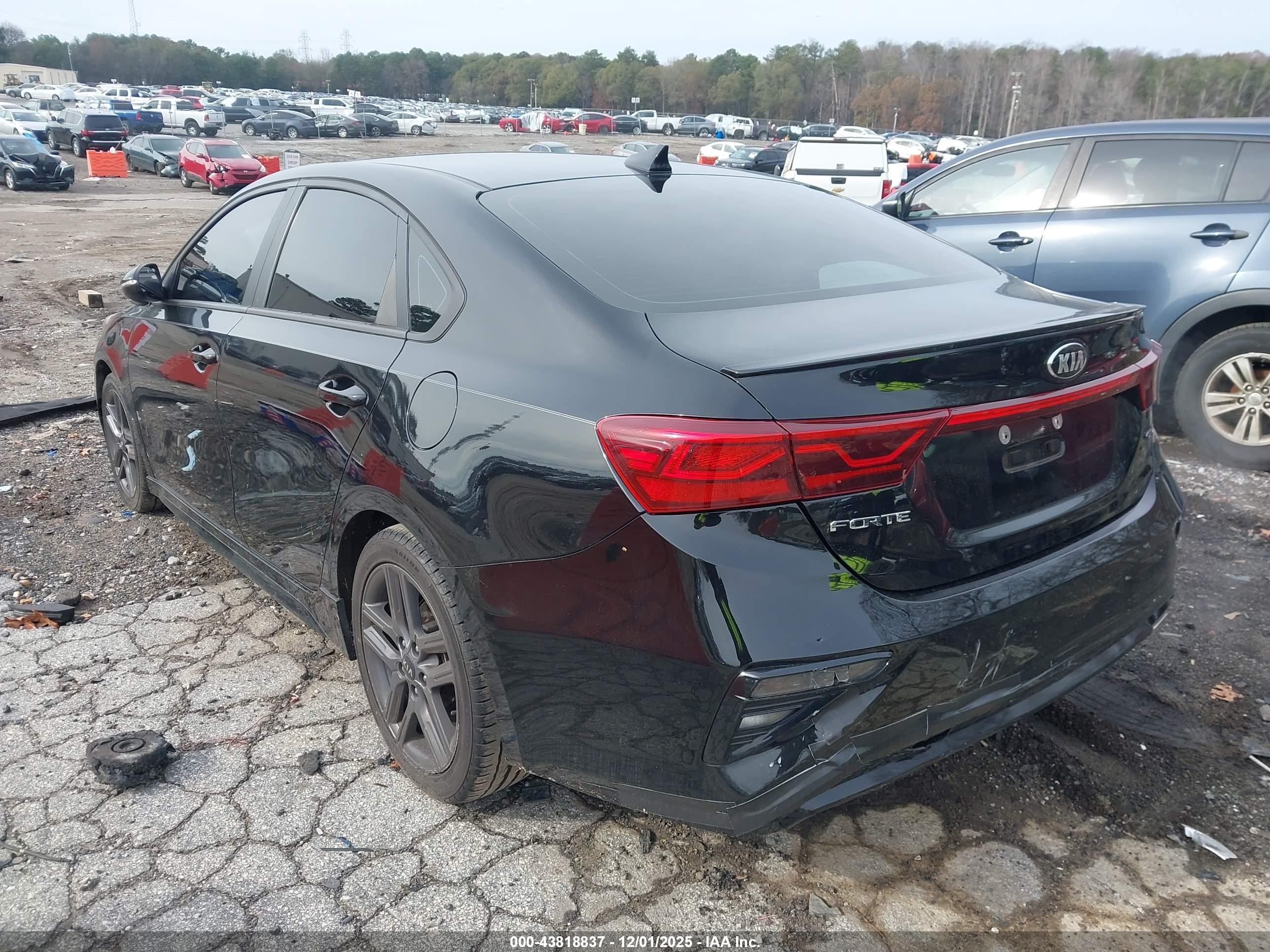 KIA FORTE image 3