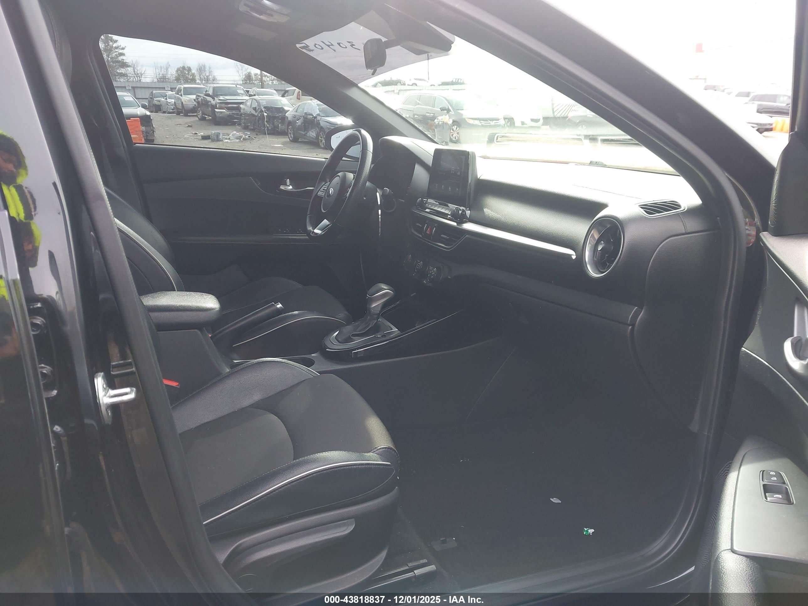 KIA FORTE image 5