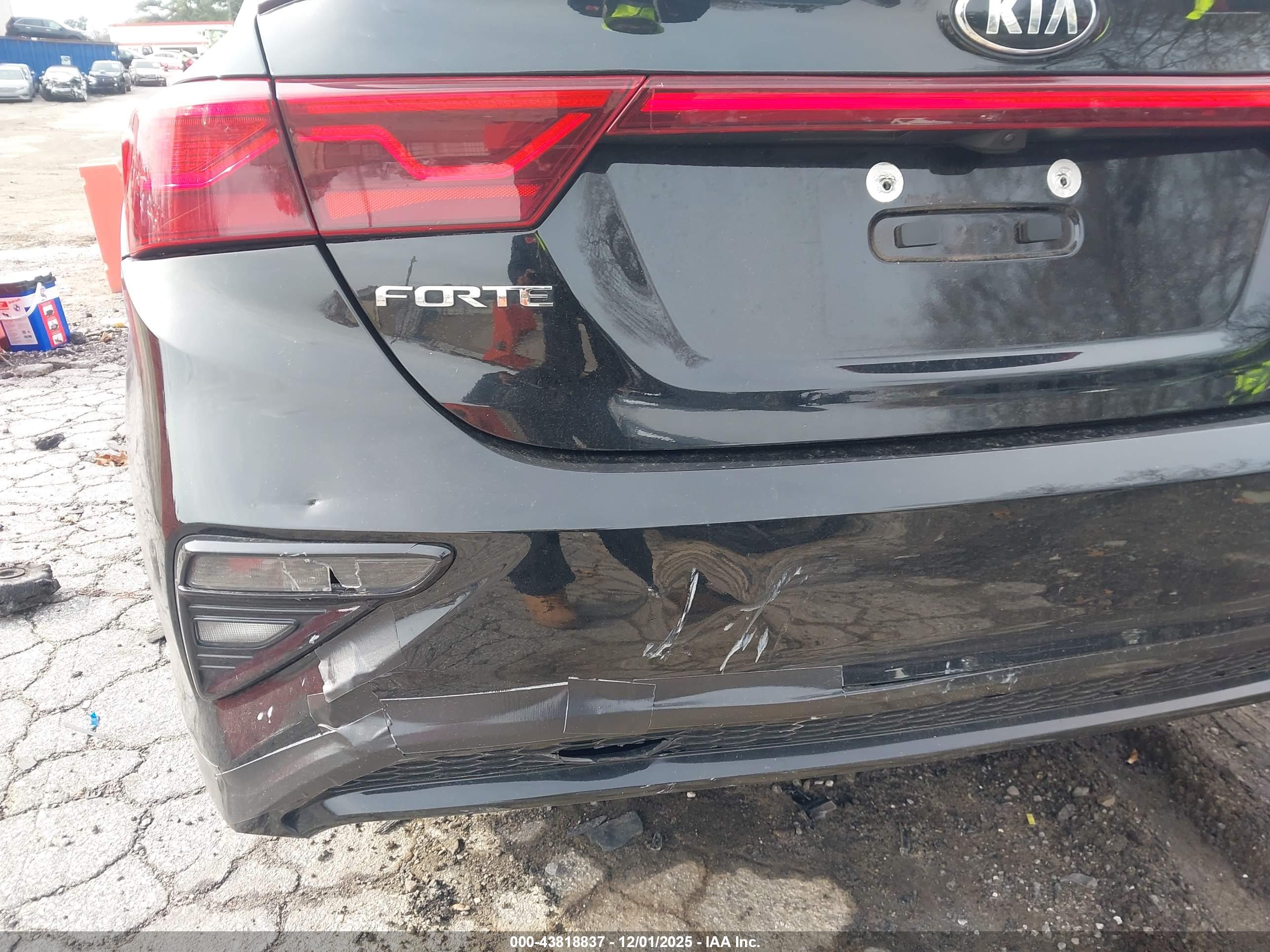 KIA FORTE image 6