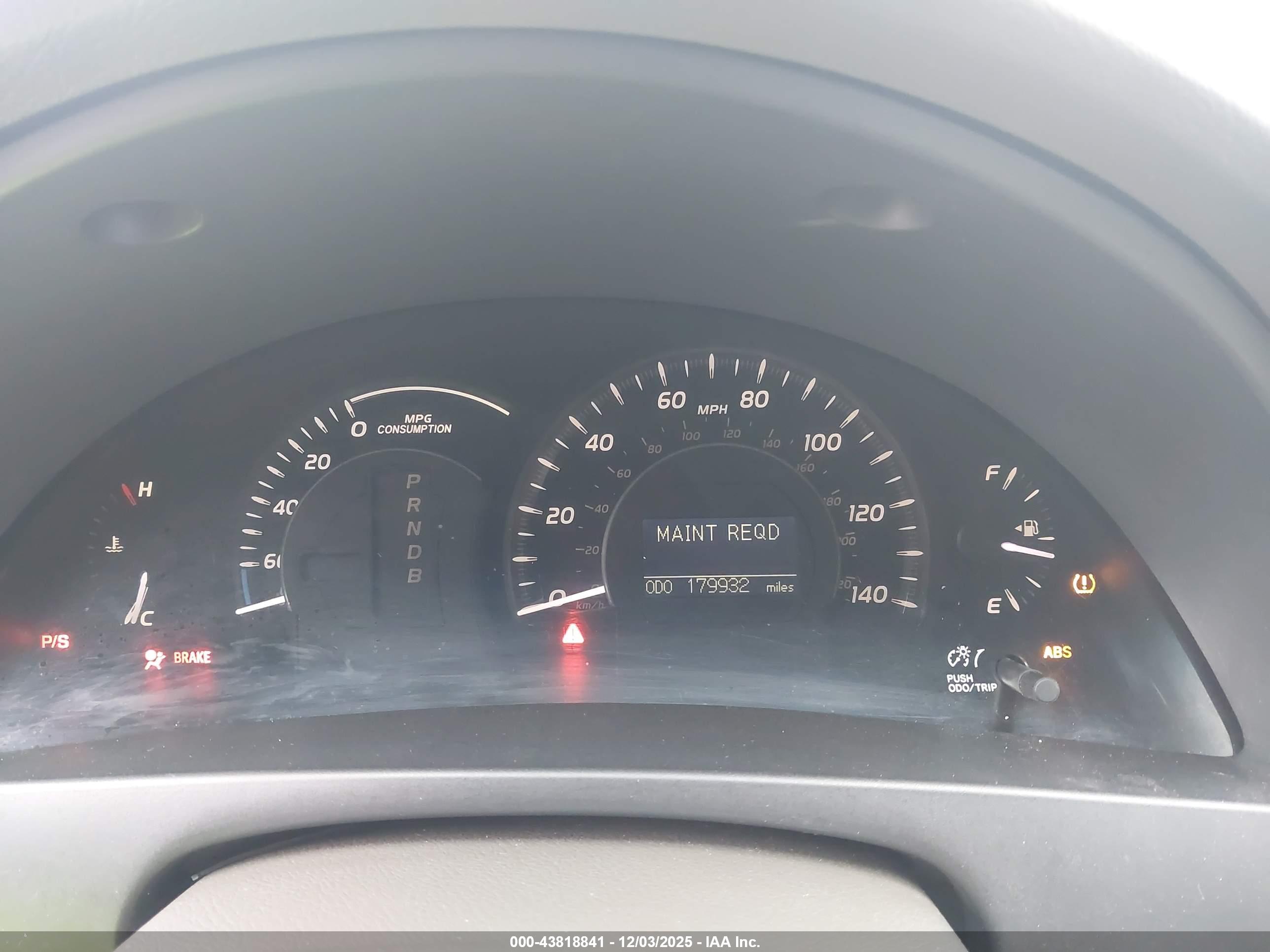 TOYOTA CAMRY image 7