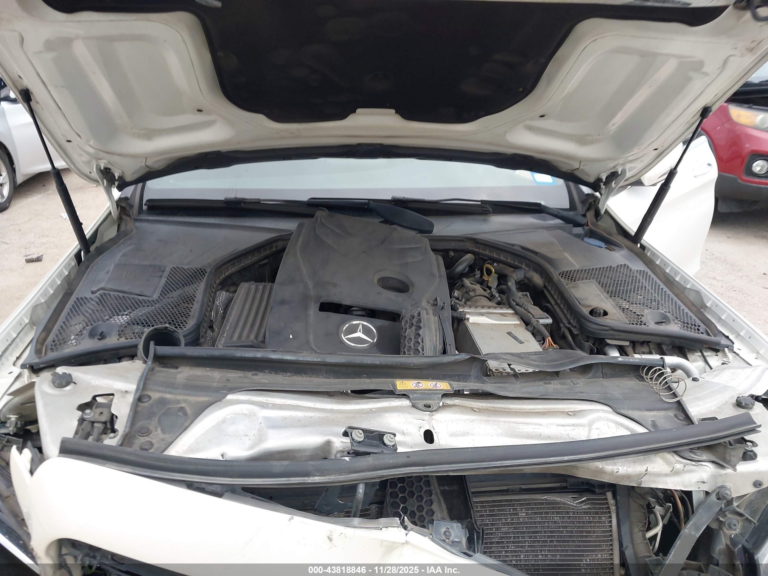 MERCEDES-BENZ C image 10
