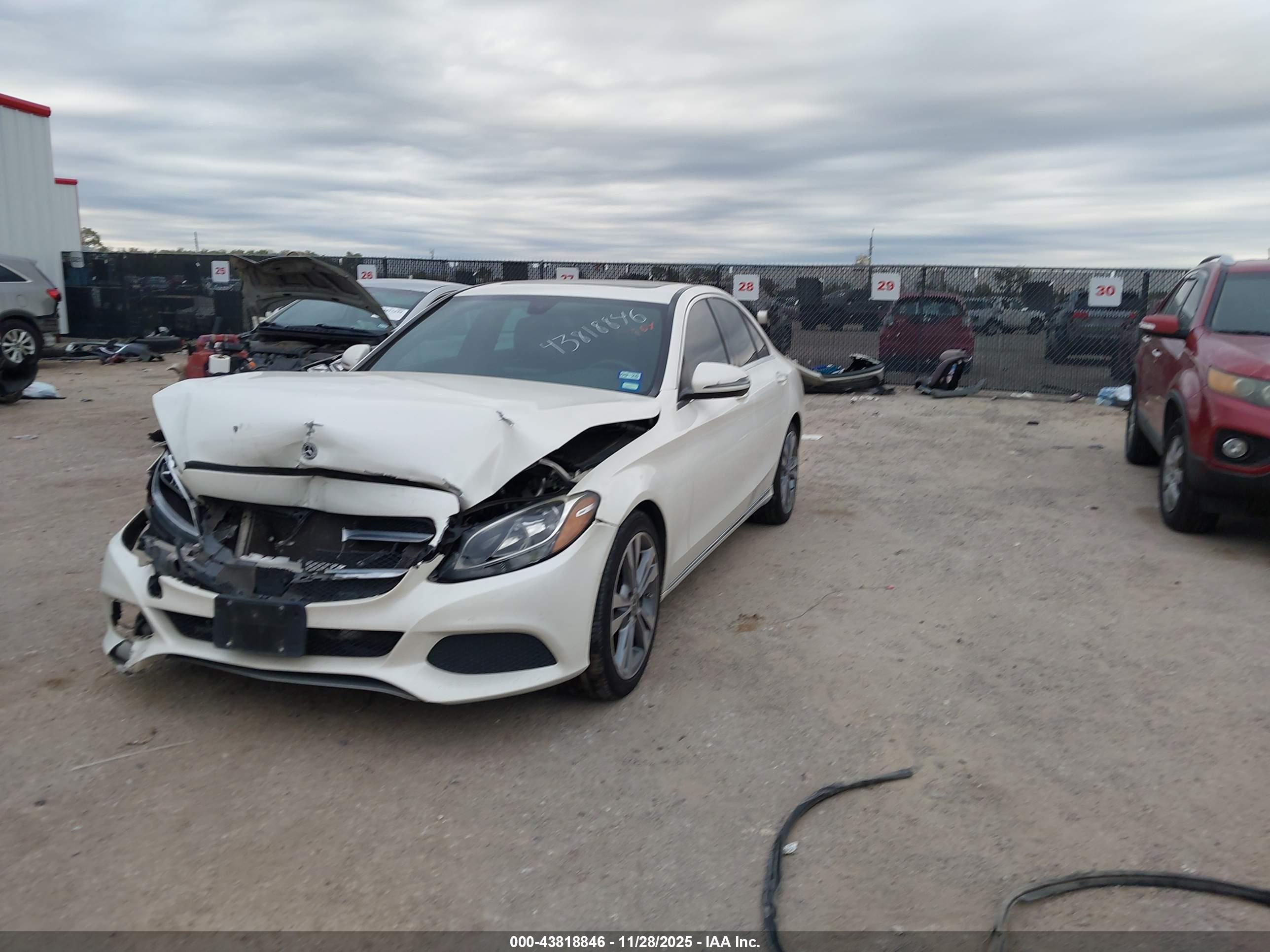 MERCEDES-BENZ C image 2