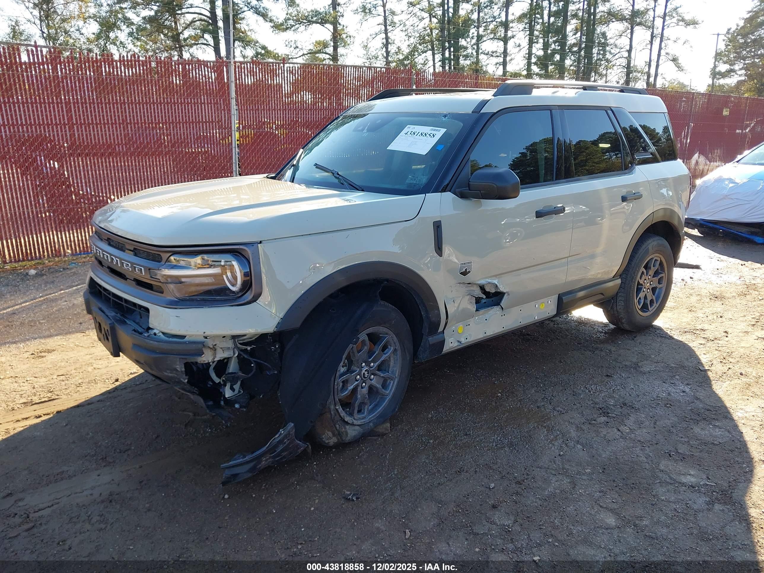 FORD BRONCO image 2