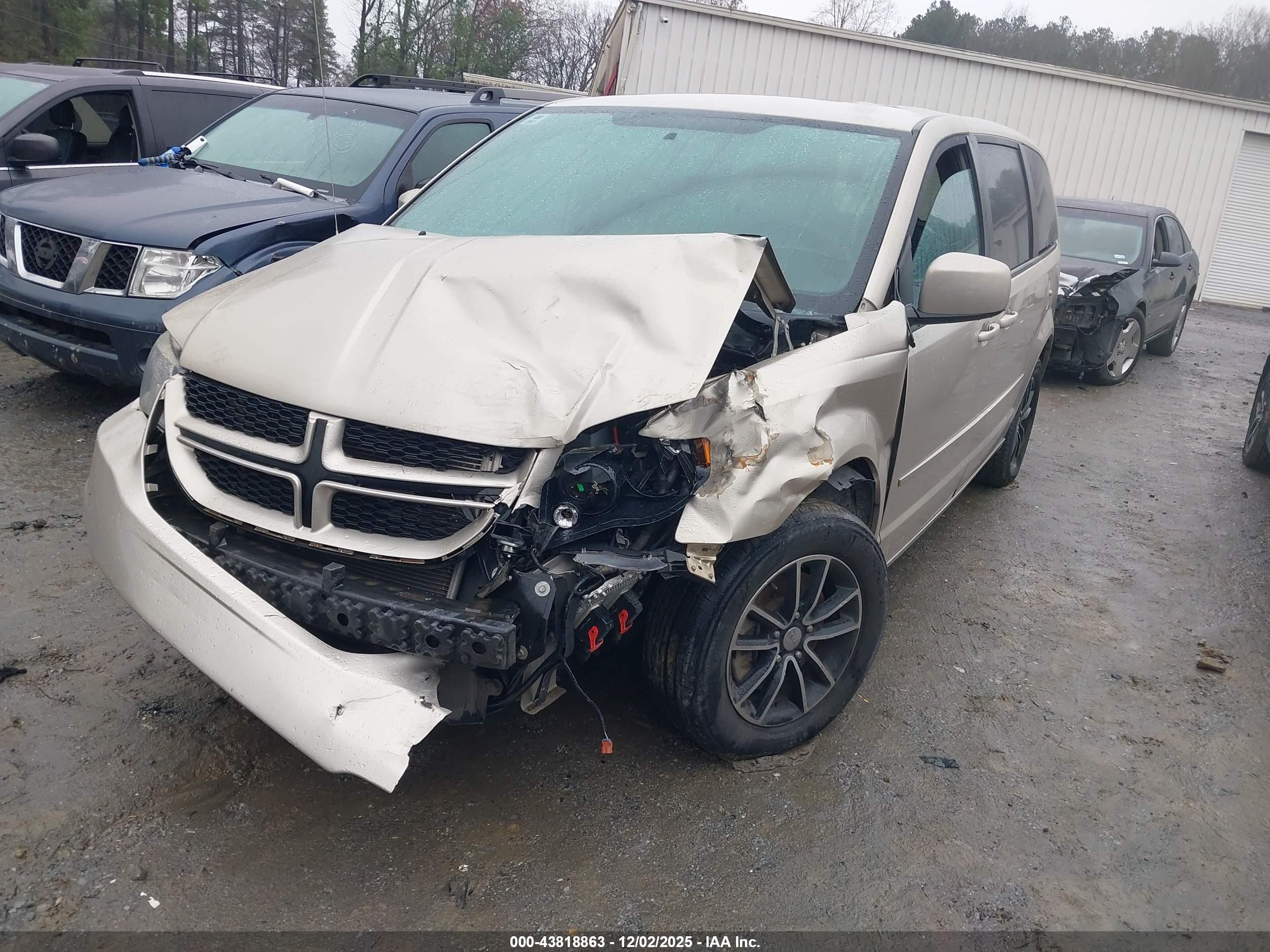 DODGE GRAND image 2