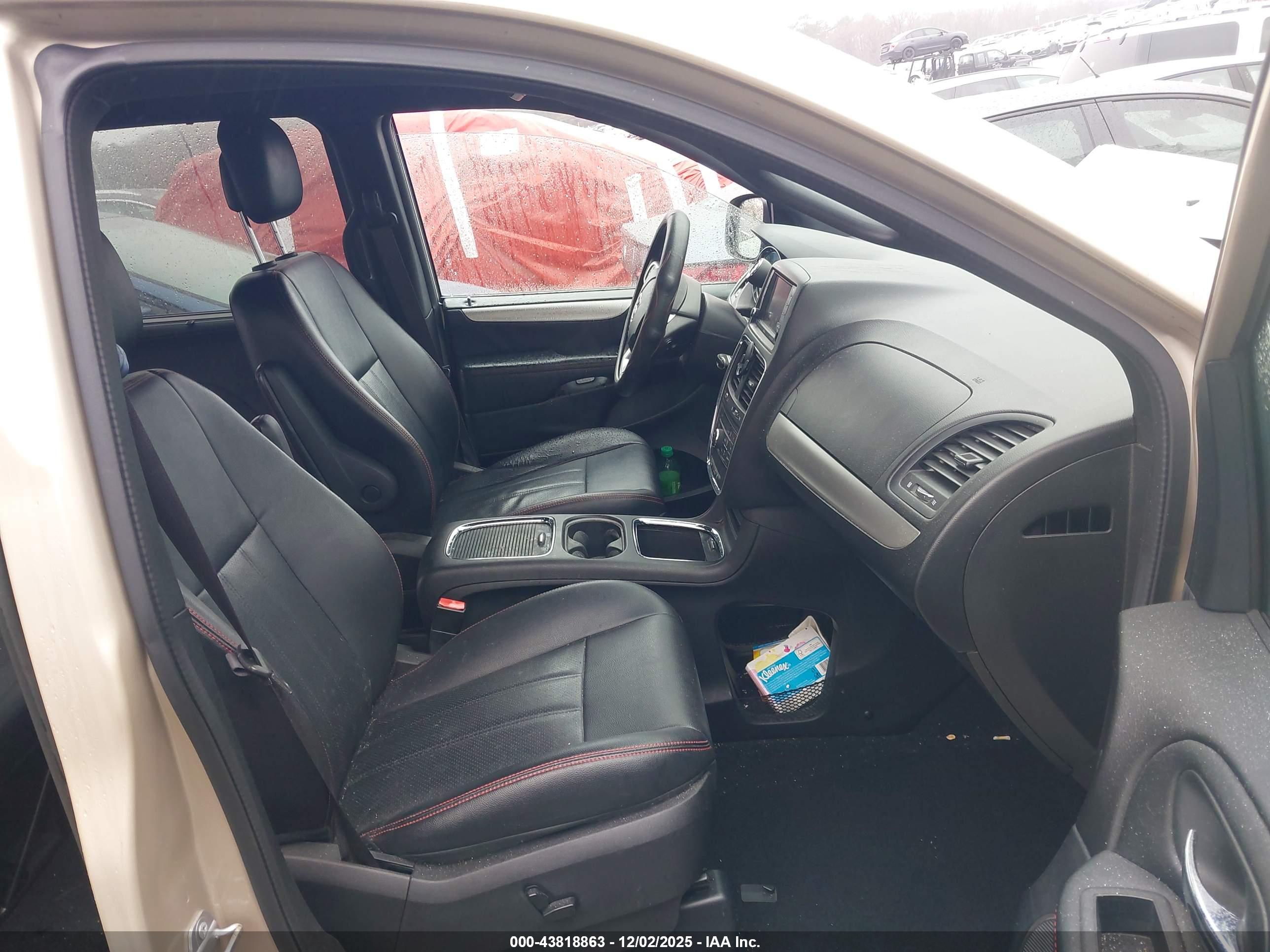 DODGE GRAND image 5