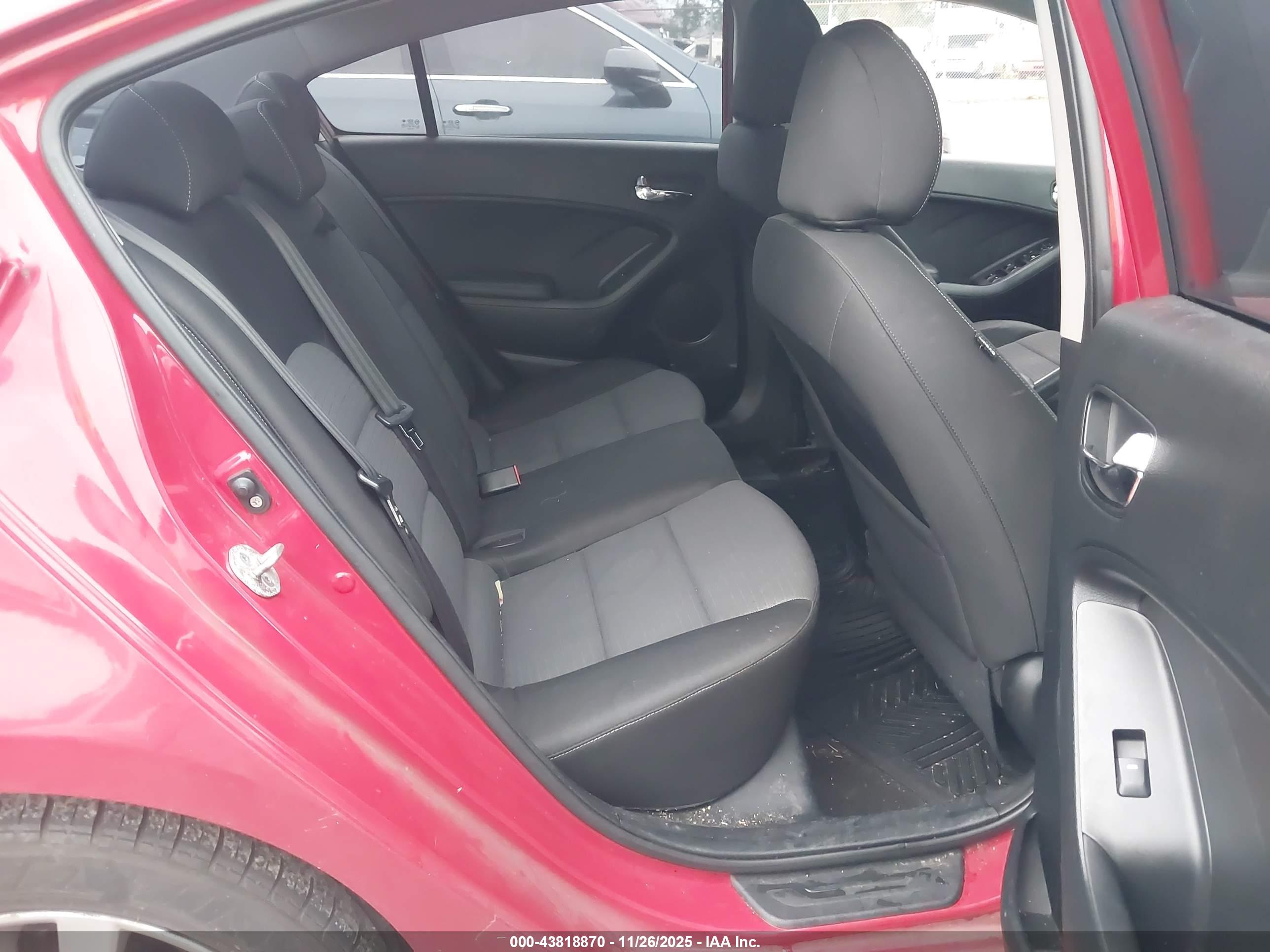 KIA FORTE image 8