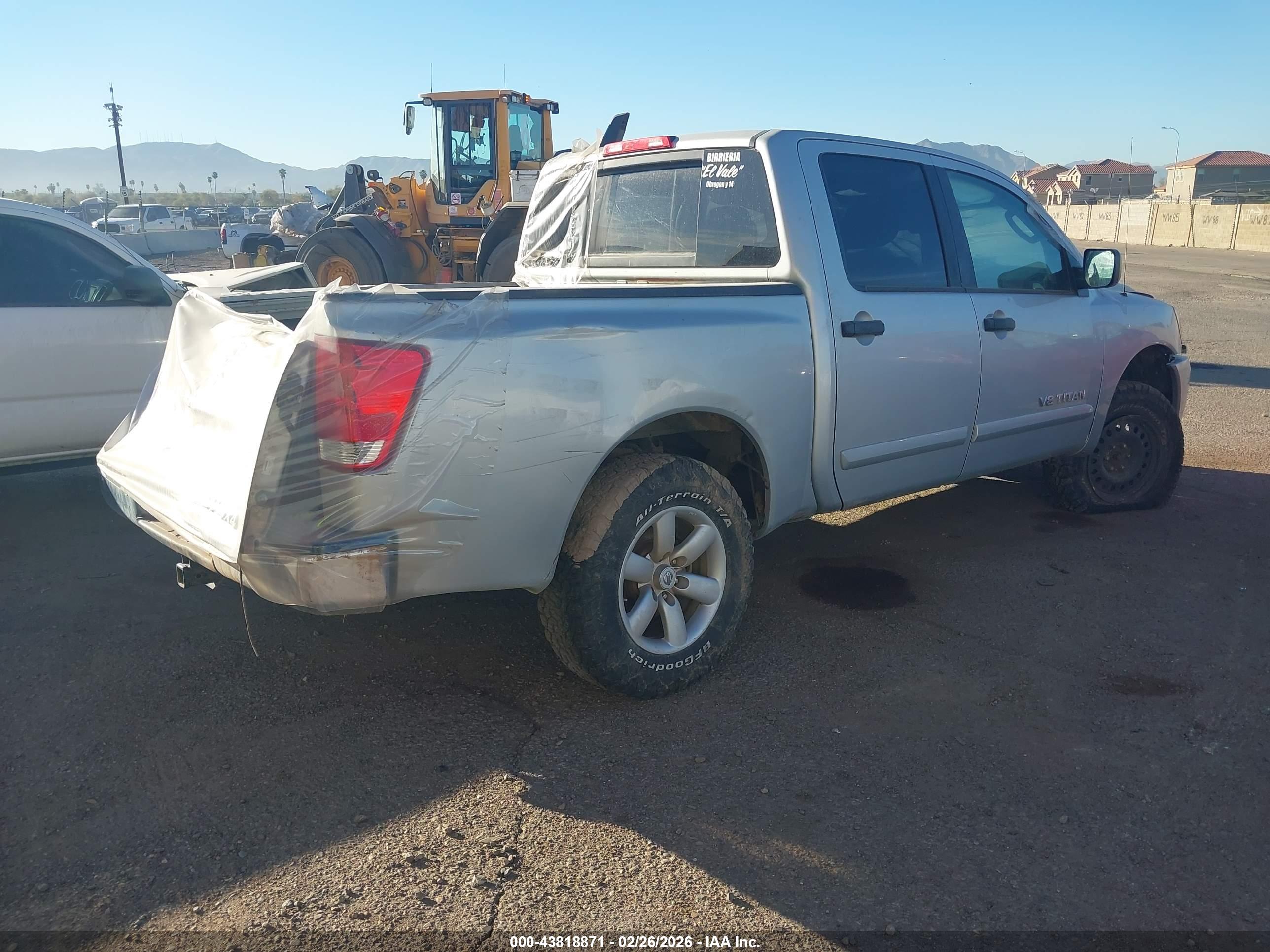 NISSAN TITAN image 4