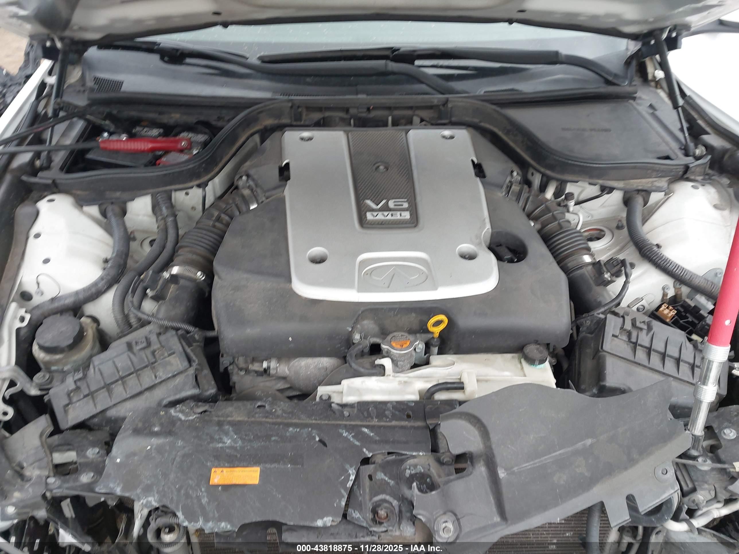 INFINITI G37 image 10