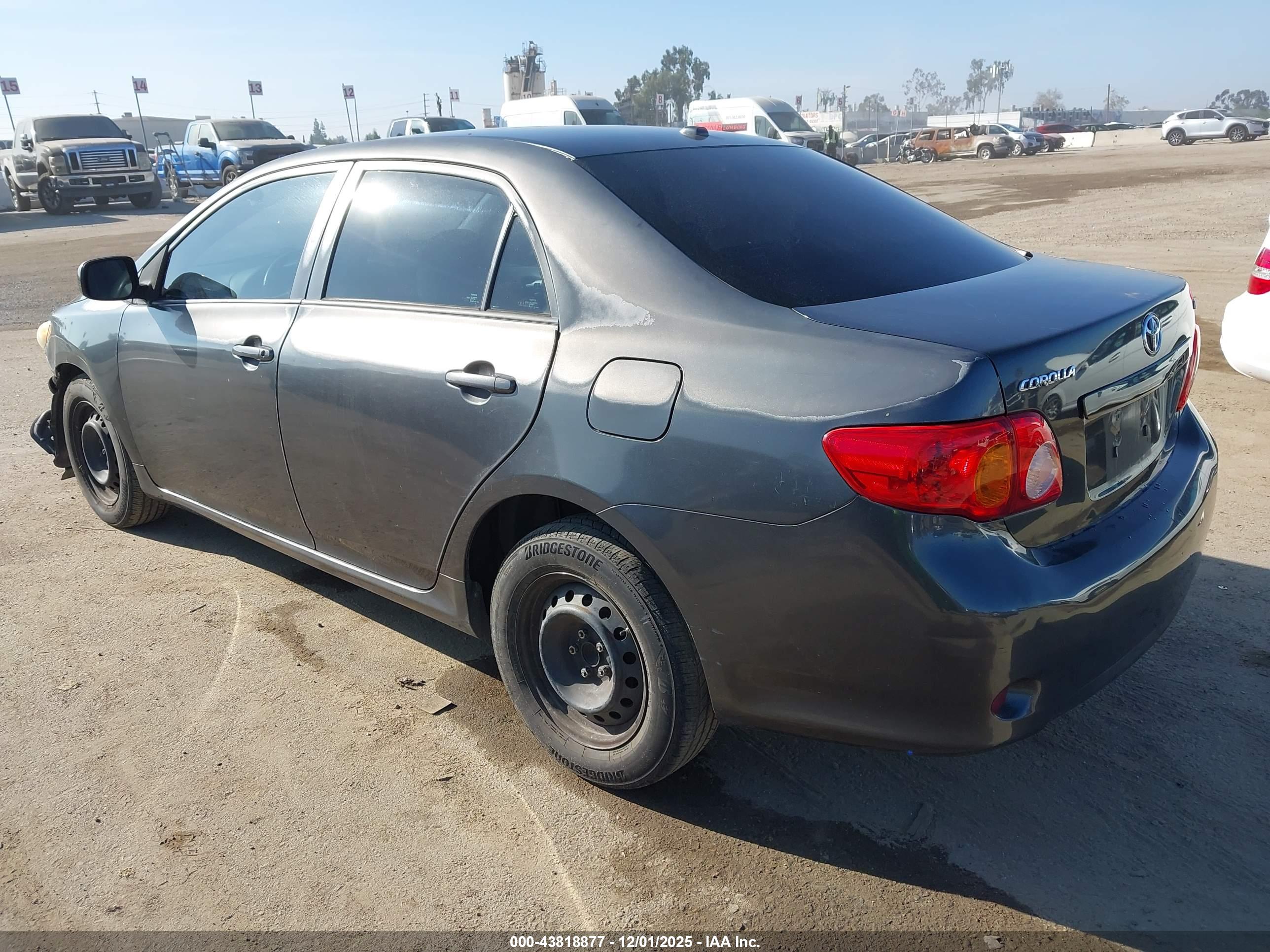 TOYOTA COROLLA image 3