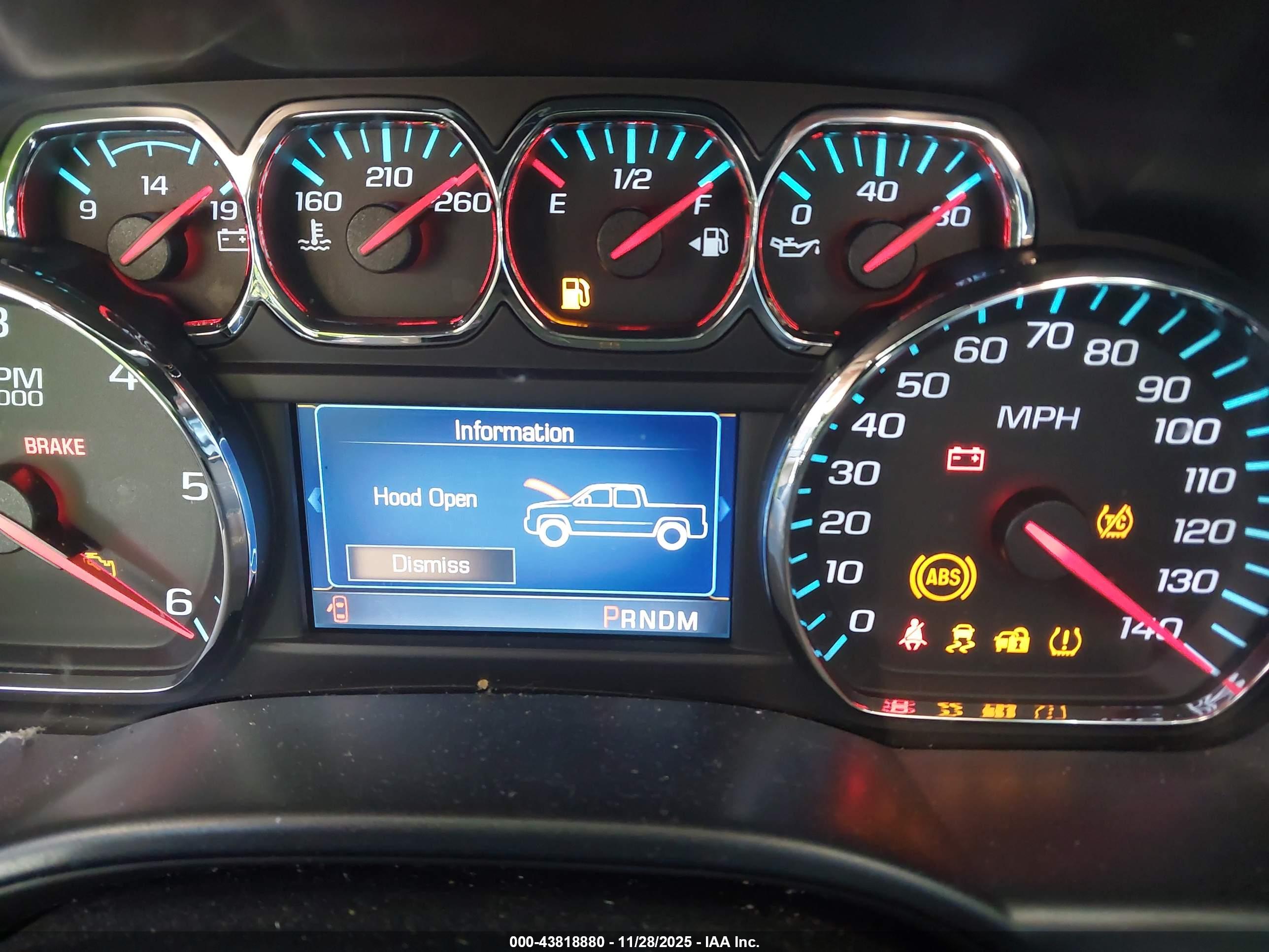 CHEVROLET SILVERADO image 7