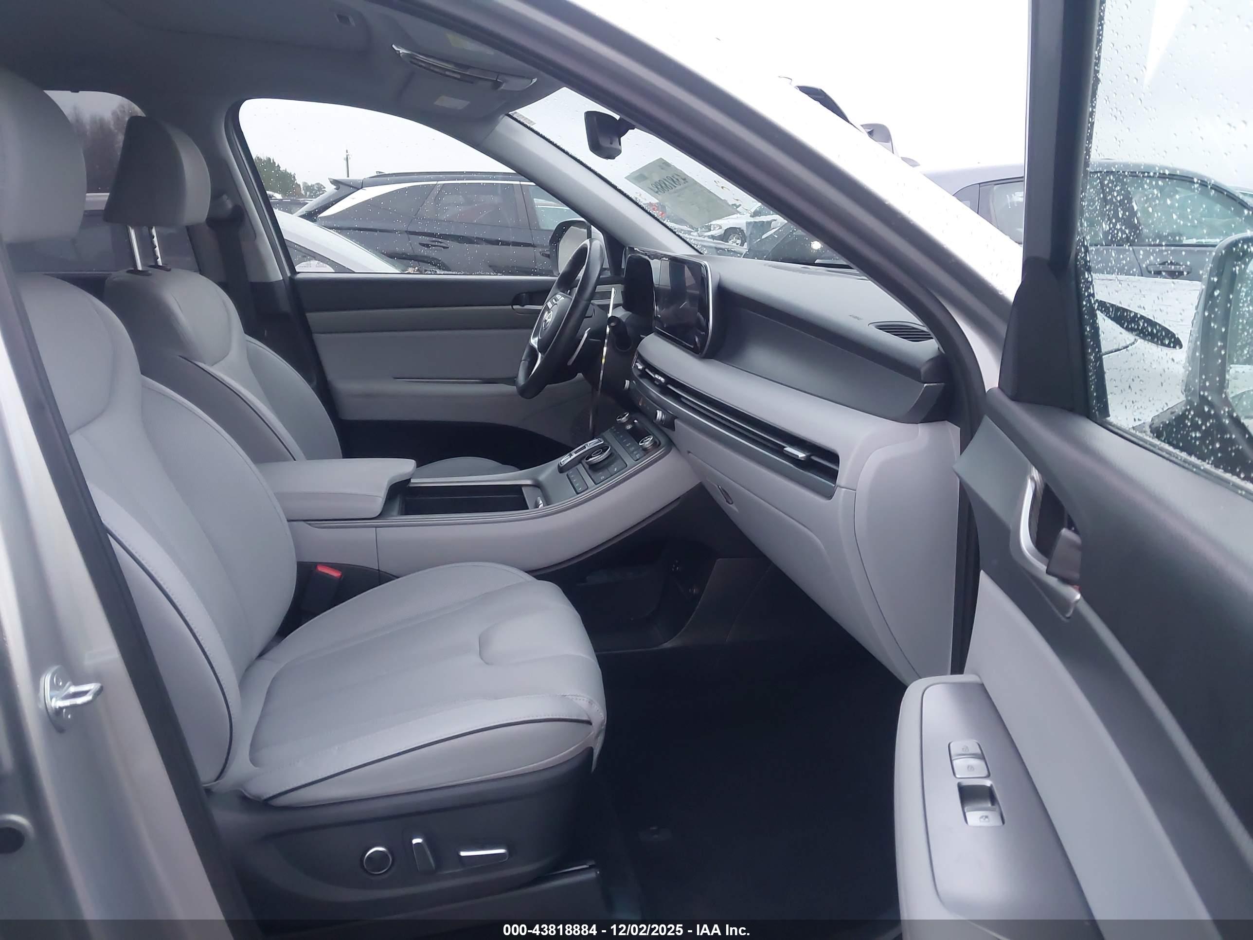 HYUNDAI PALISADE image 5