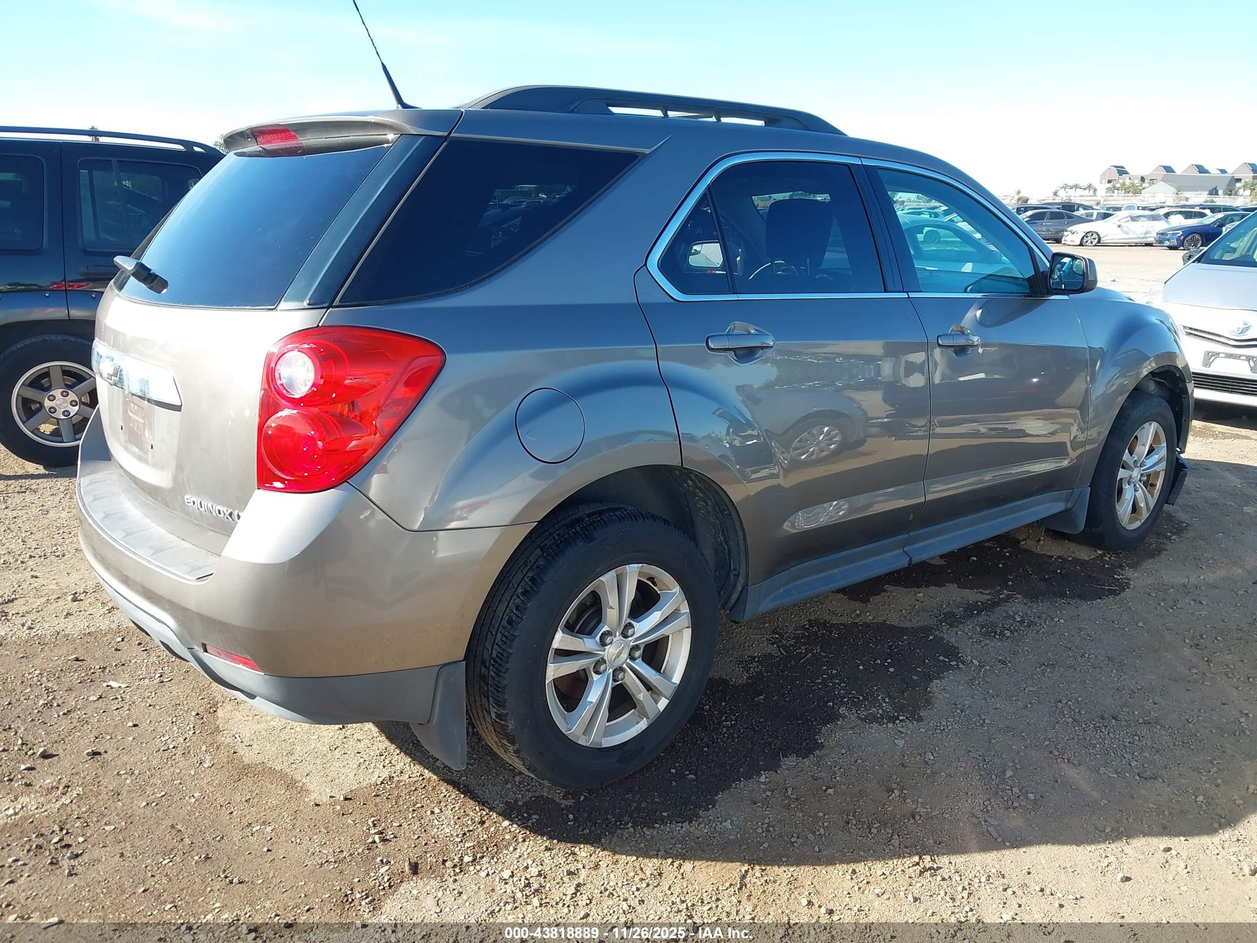CHEVROLET EQUINOX image 4