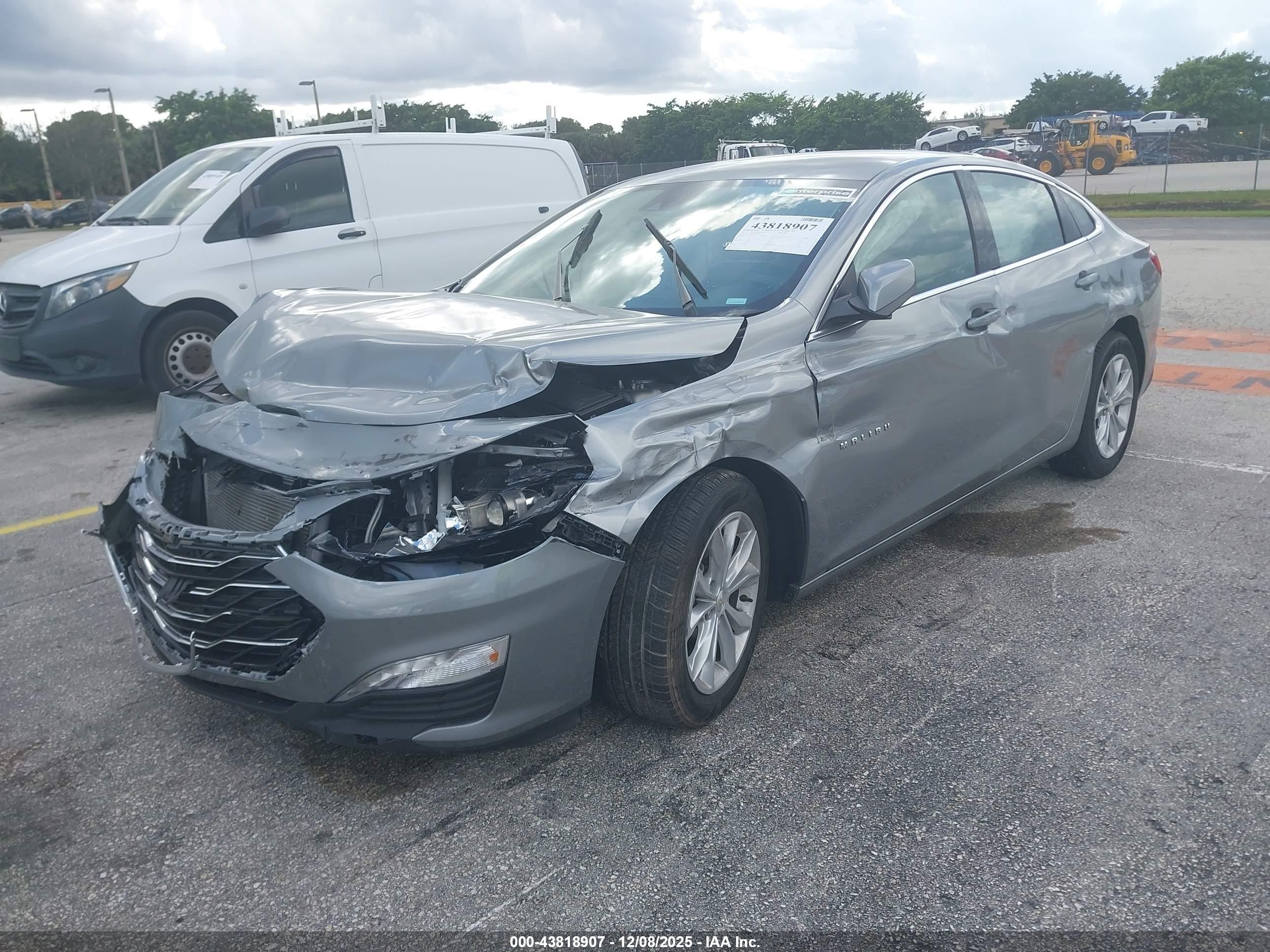 CHEVROLET MALIBU image 2