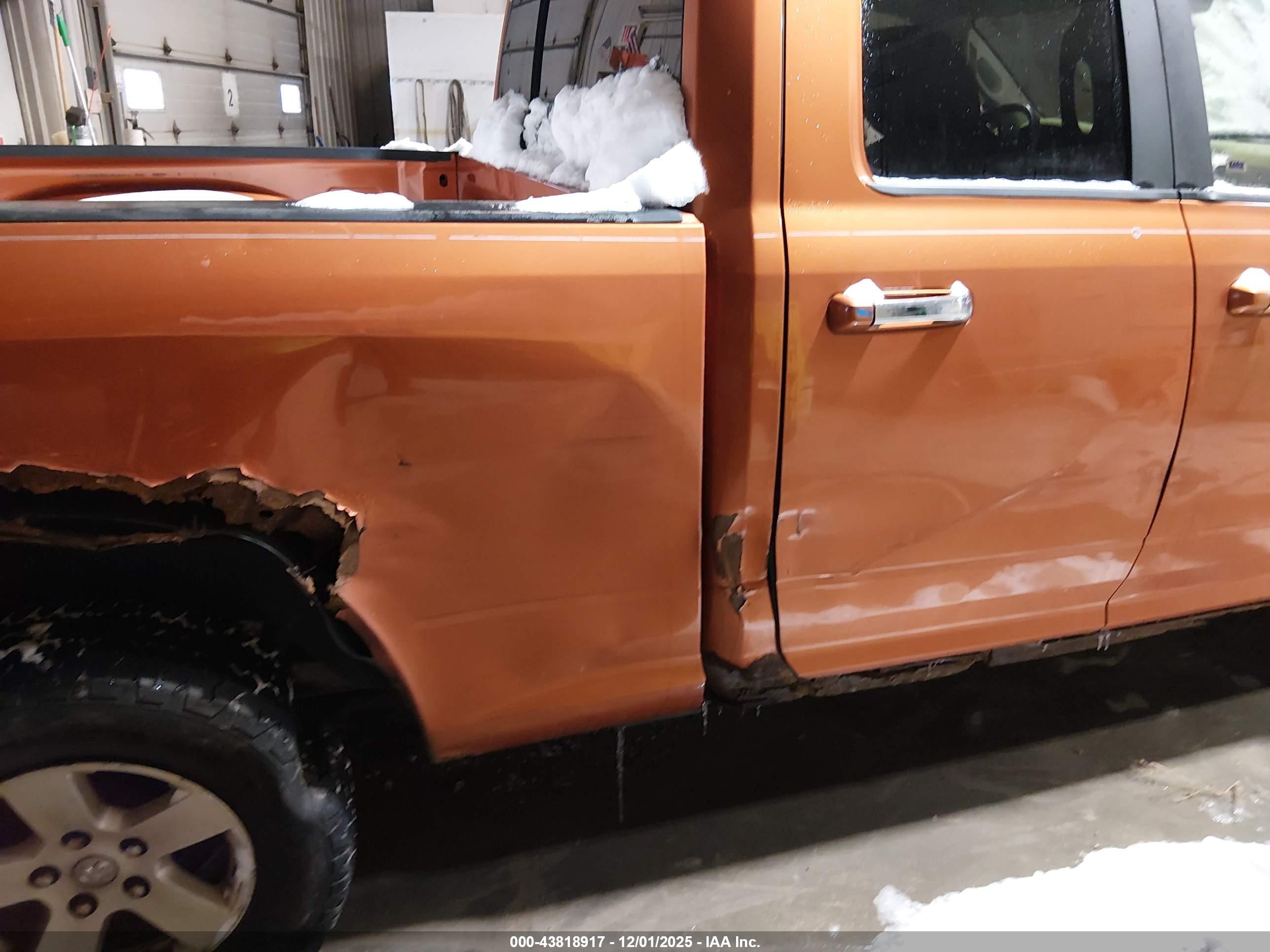 DODGE RAM image 6