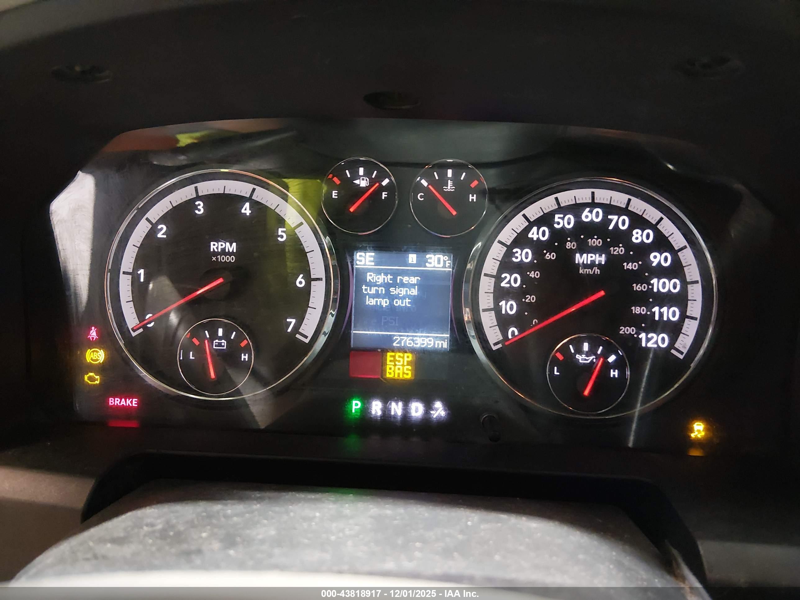 DODGE RAM image 7