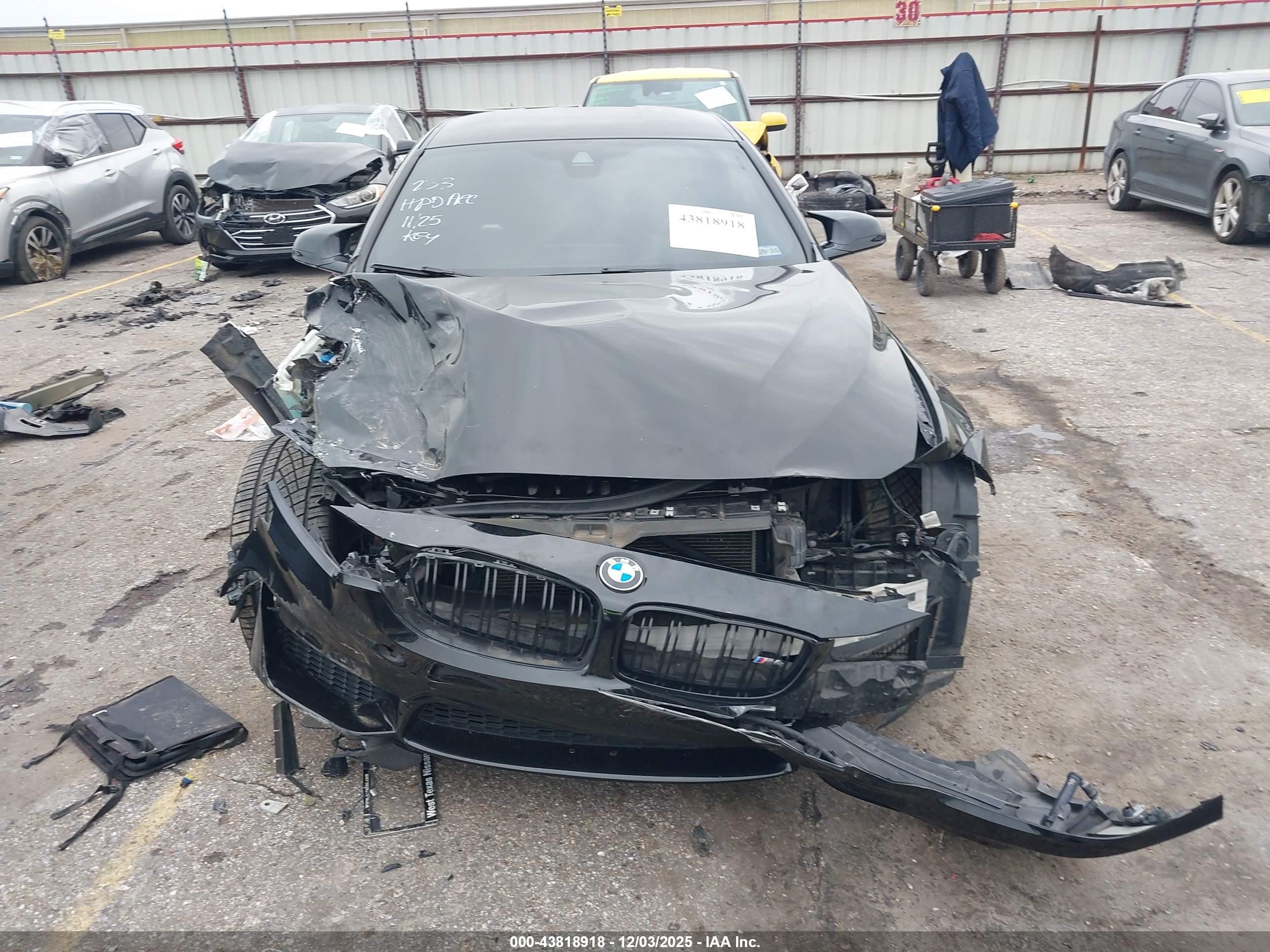 BMW M4 image 6